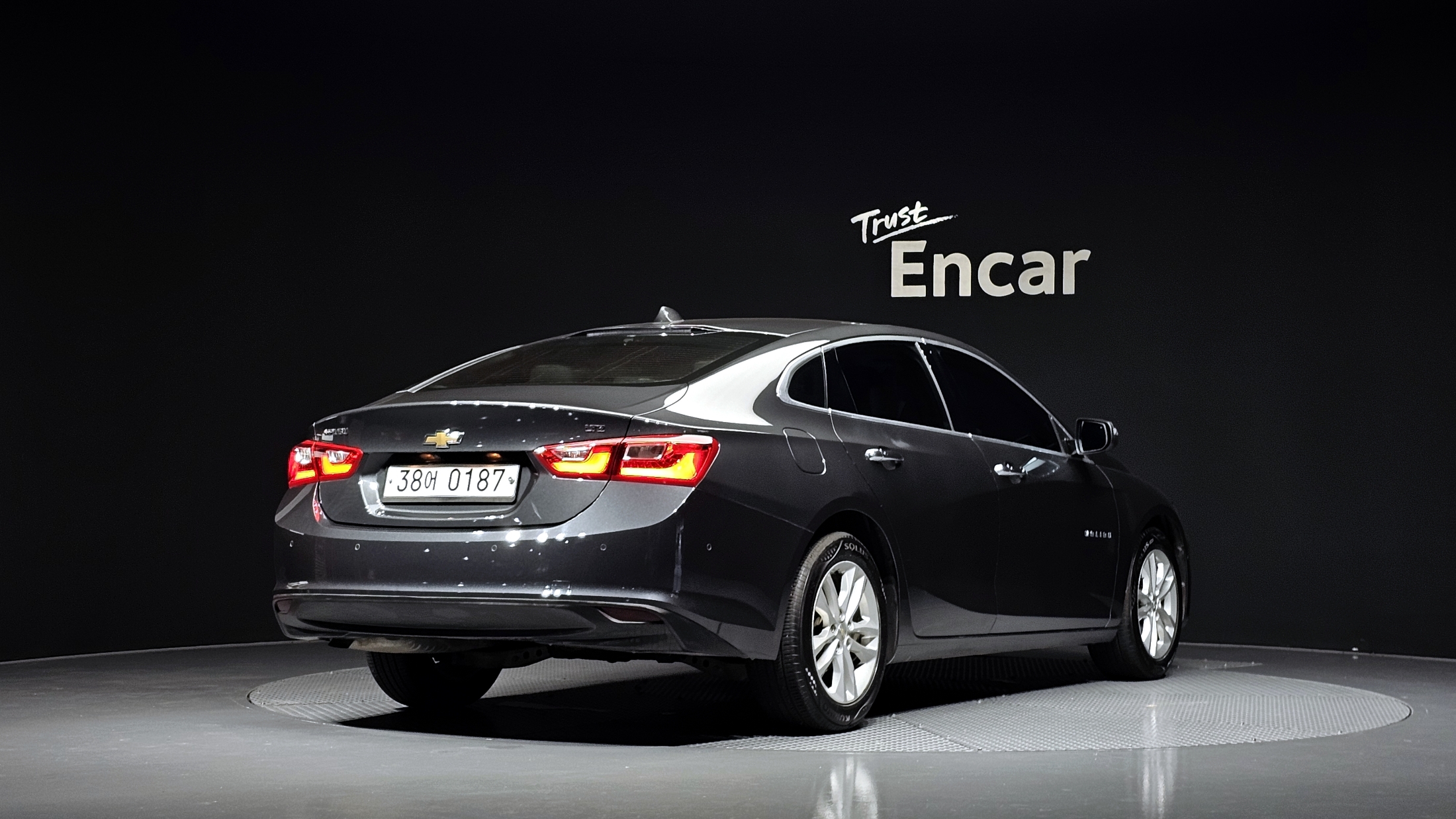 CHEVROLET MALIBU photo 2