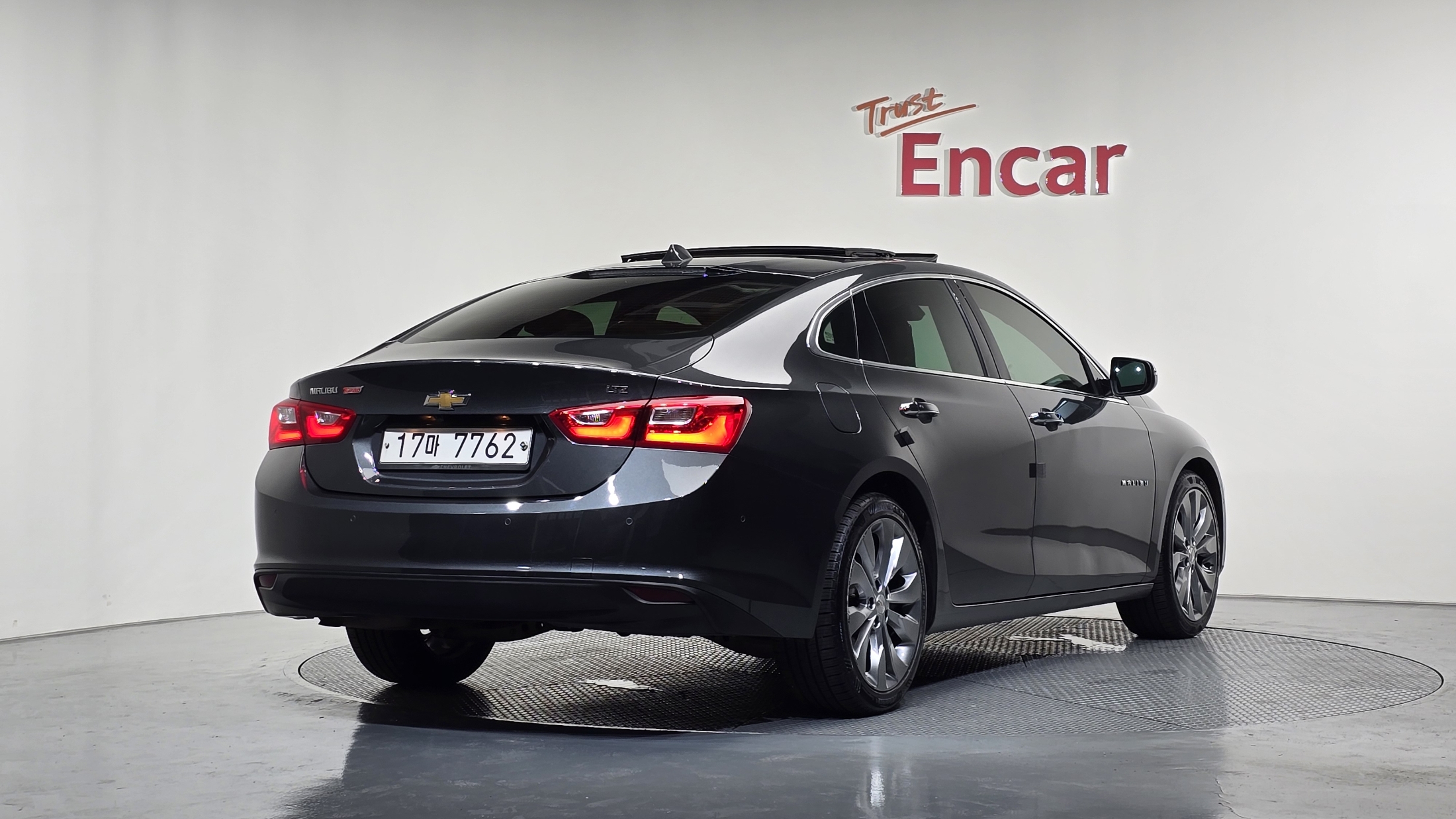 CHEVROLET MALIBU photo 2
