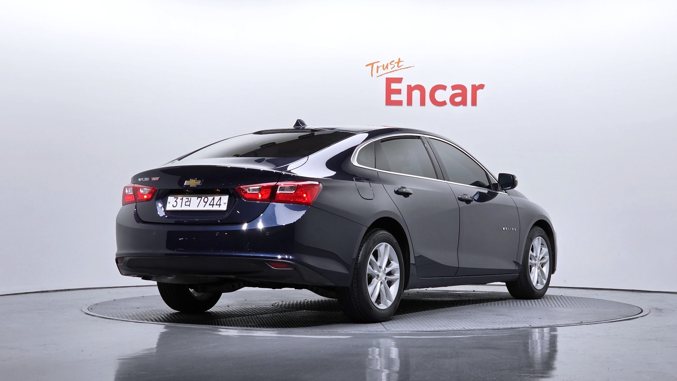 CHEVROLET MALIBU photo 2