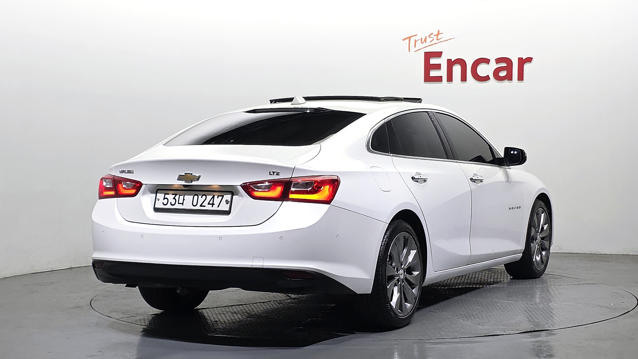 CHEVROLET MALIBU photo 2