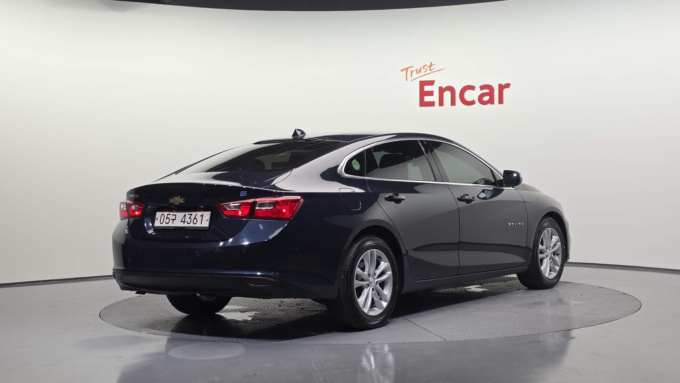 CHEVROLET MALIBU photo 2