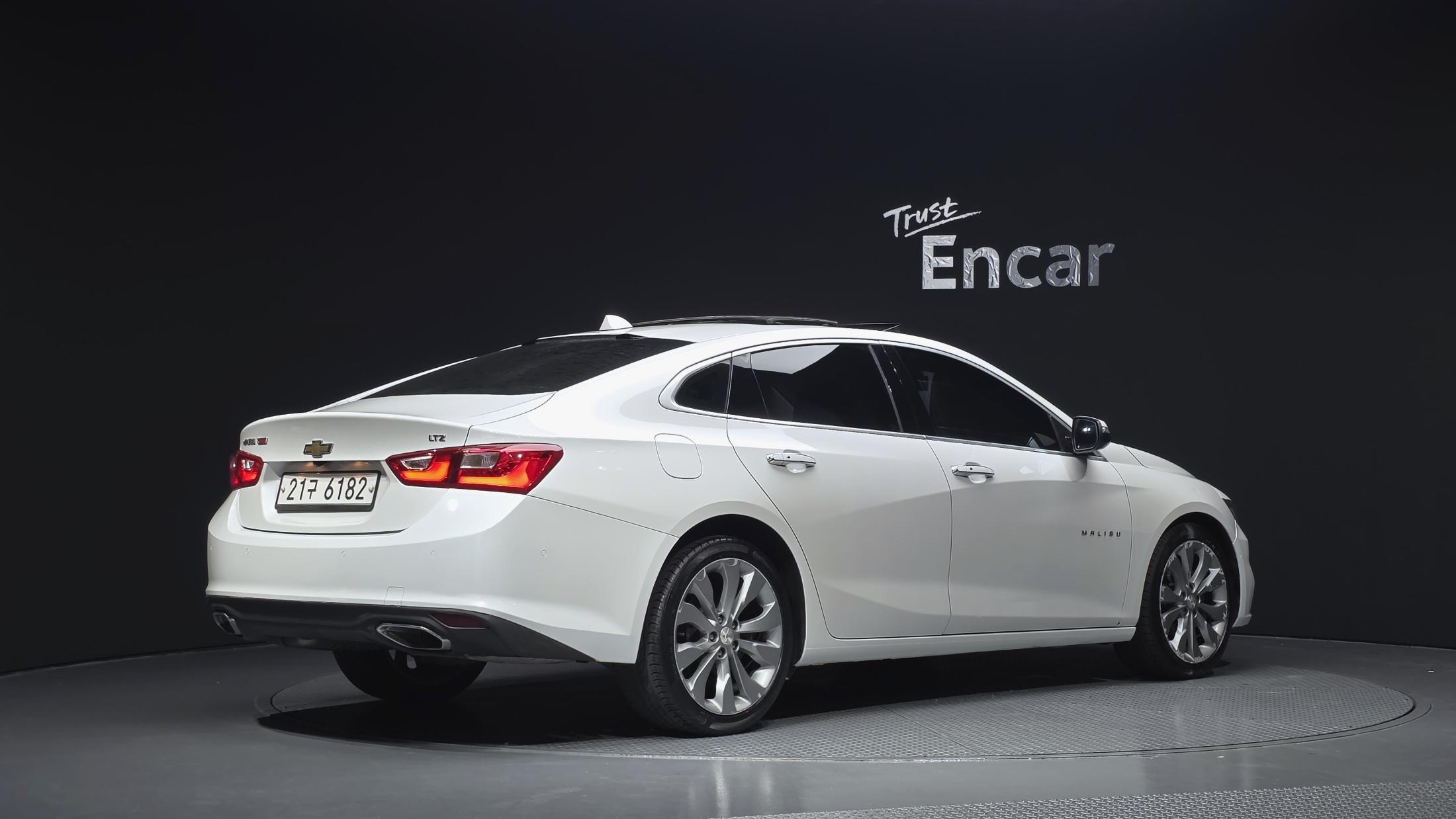 CHEVROLET MALIBU photo 2