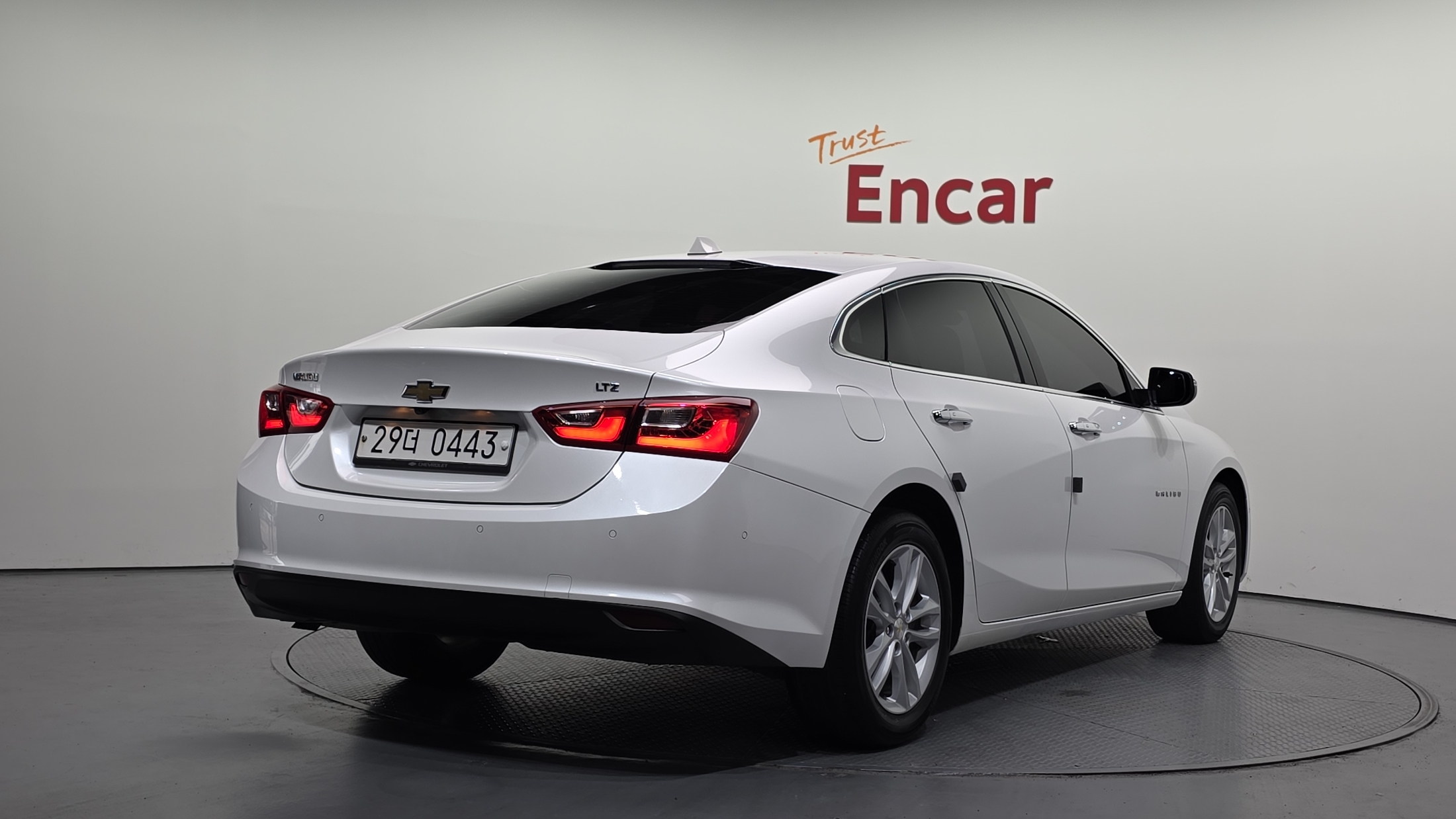 CHEVROLET MALIBU photo 2