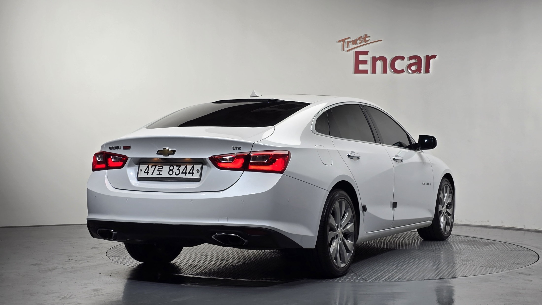 CHEVROLET MALIBU photo 2