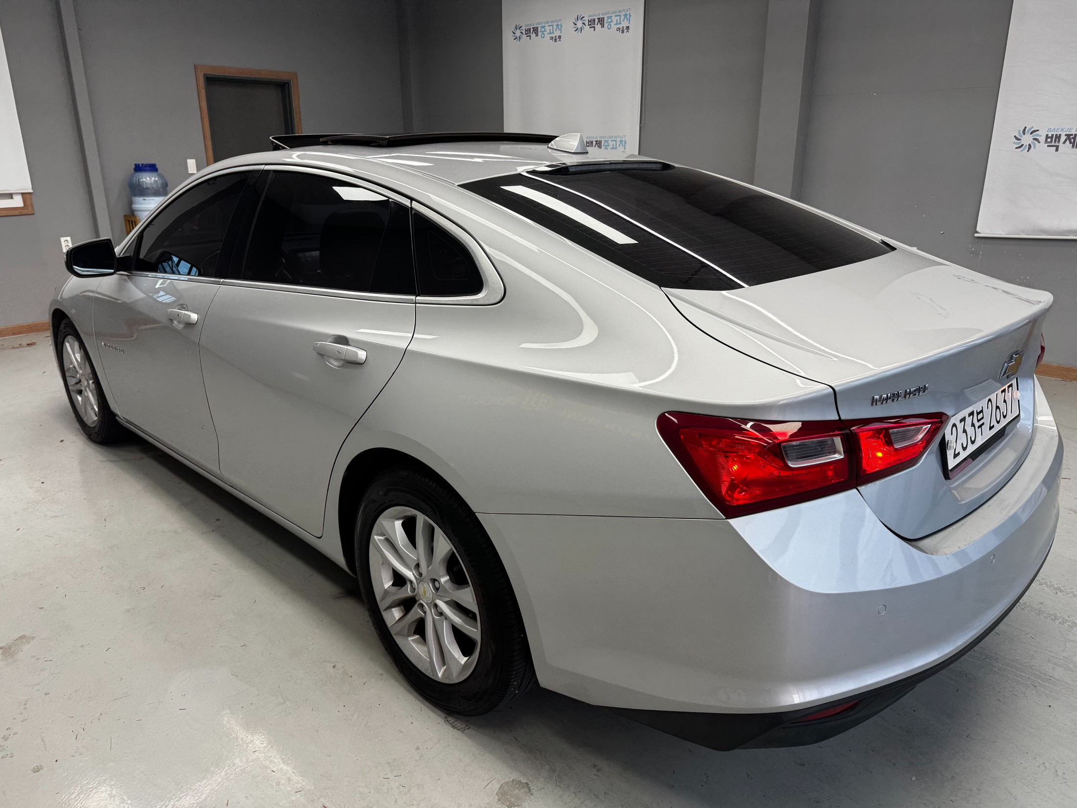 CHEVROLET MALIBU photo 2