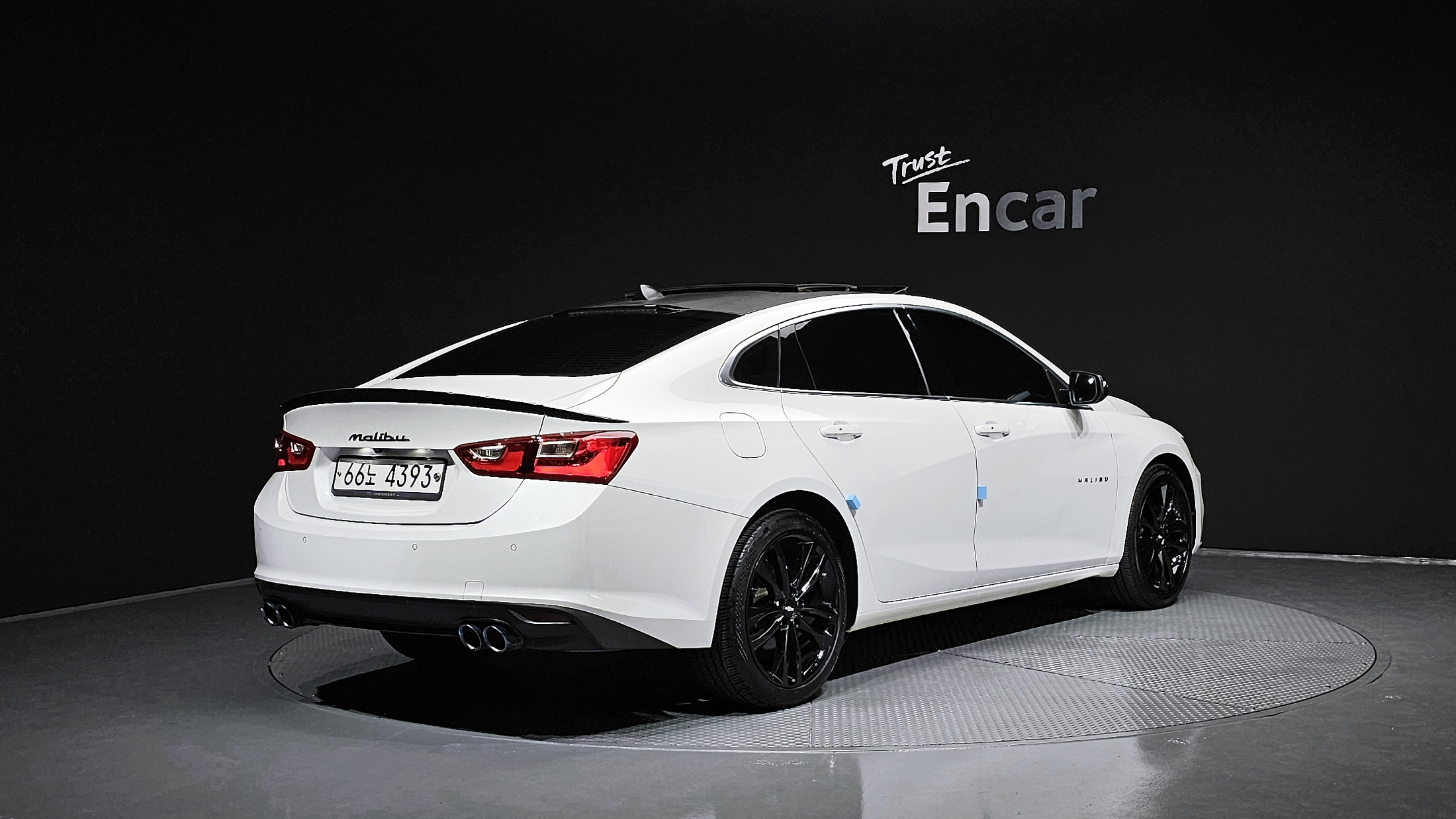 CHEVROLET MALIBU photo 2