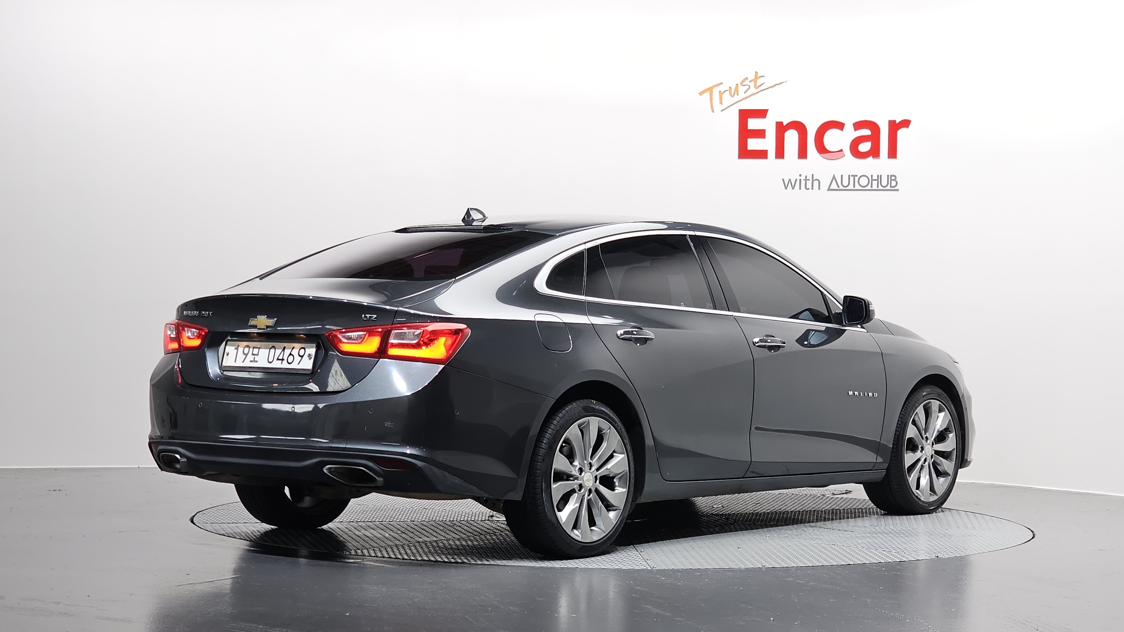 CHEVROLET MALIBU photo 2