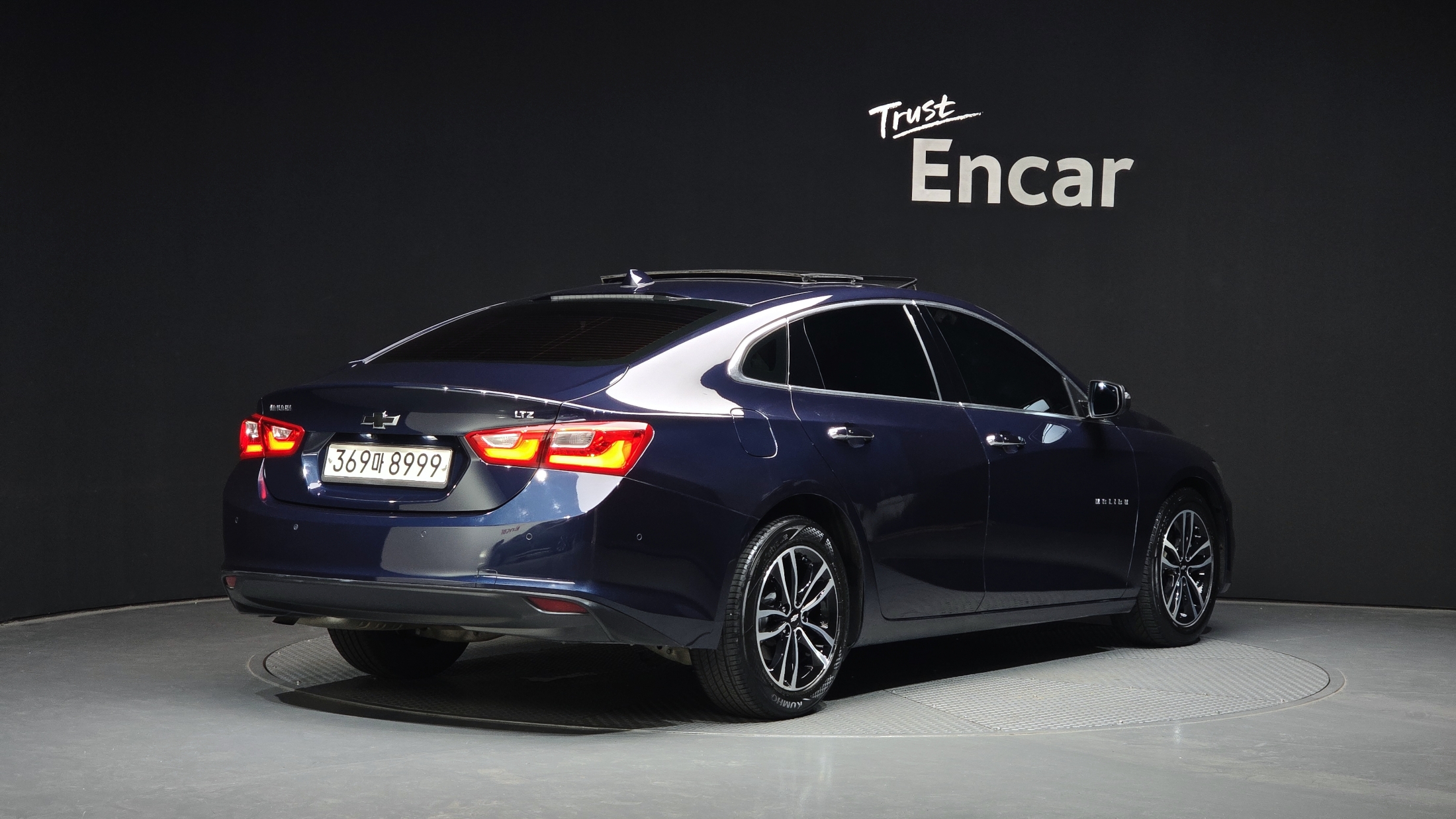 CHEVROLET MALIBU photo 2