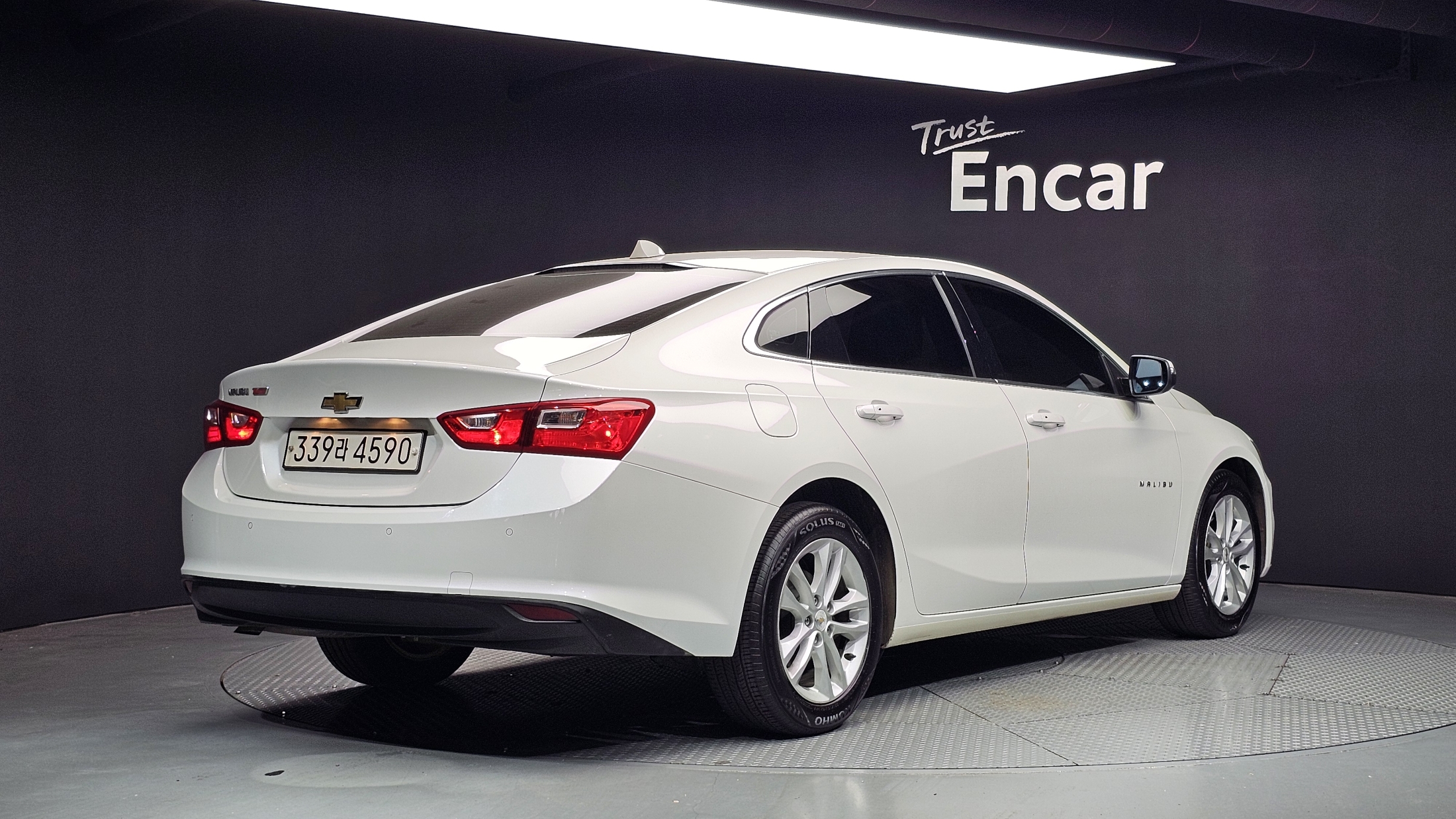 CHEVROLET MALIBU photo 2