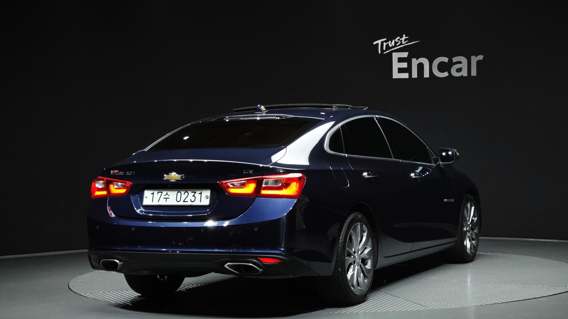 CHEVROLET MALIBU photo 2