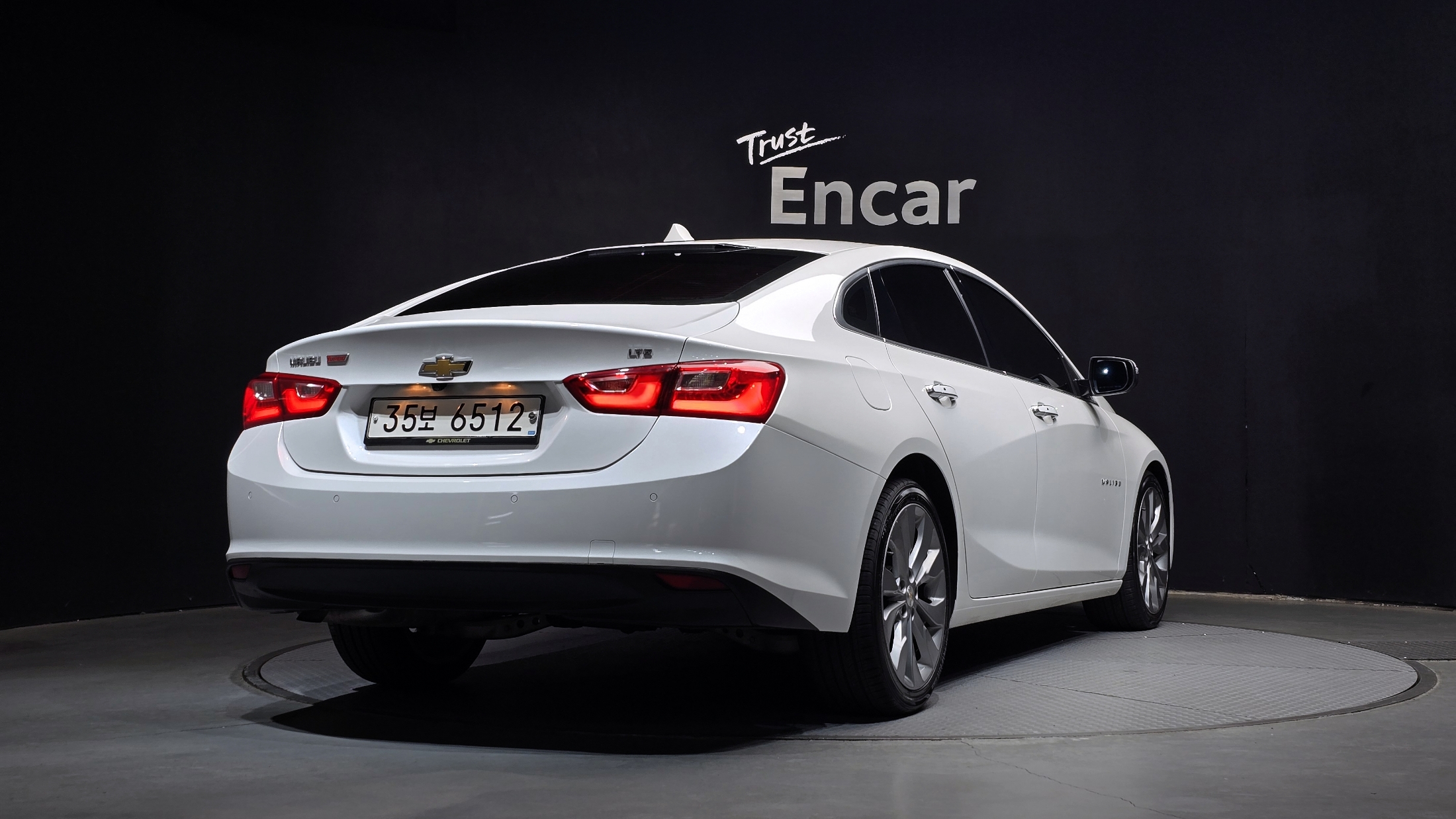 CHEVROLET MALIBU photo 2