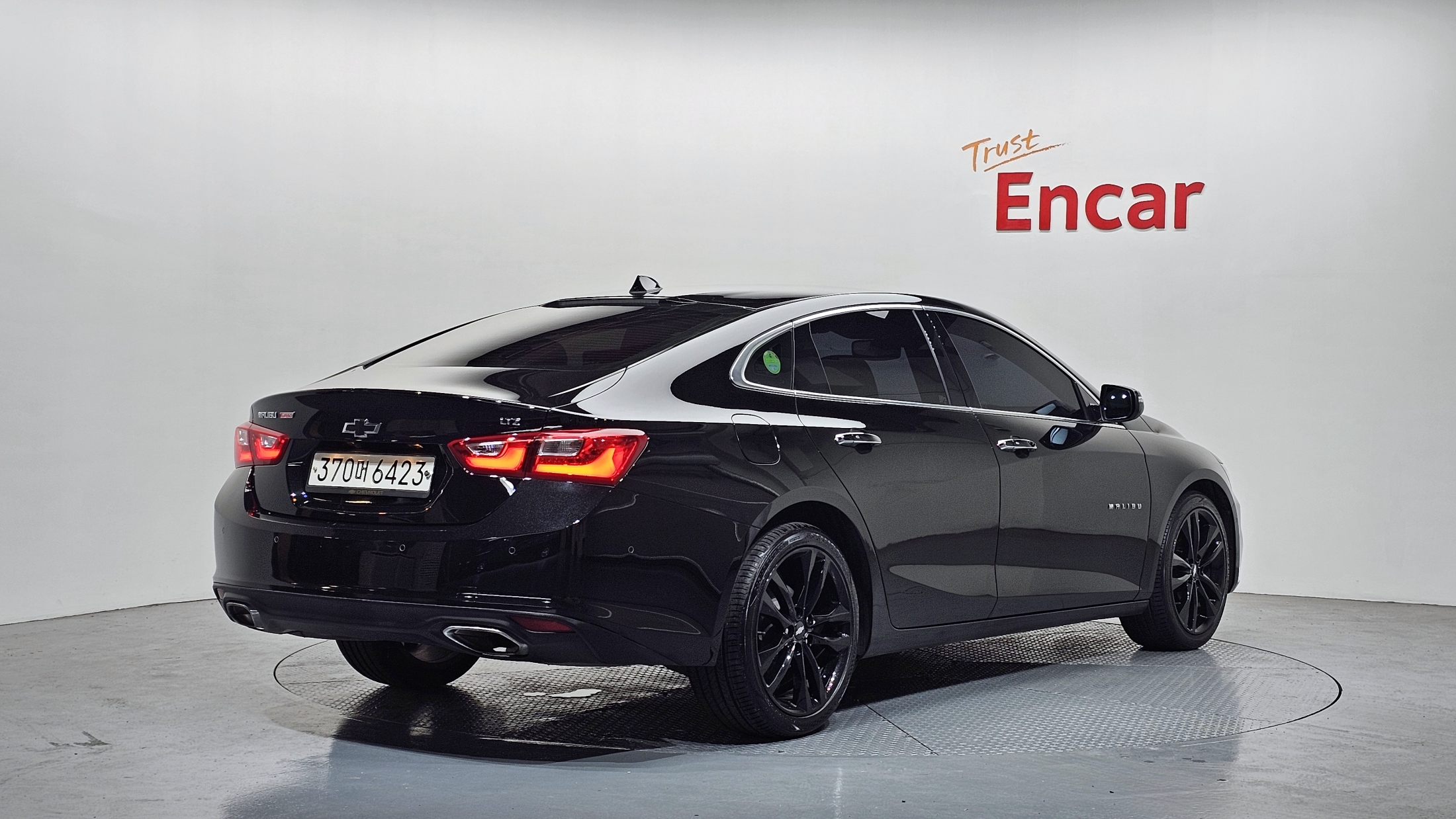 CHEVROLET MALIBU photo 2