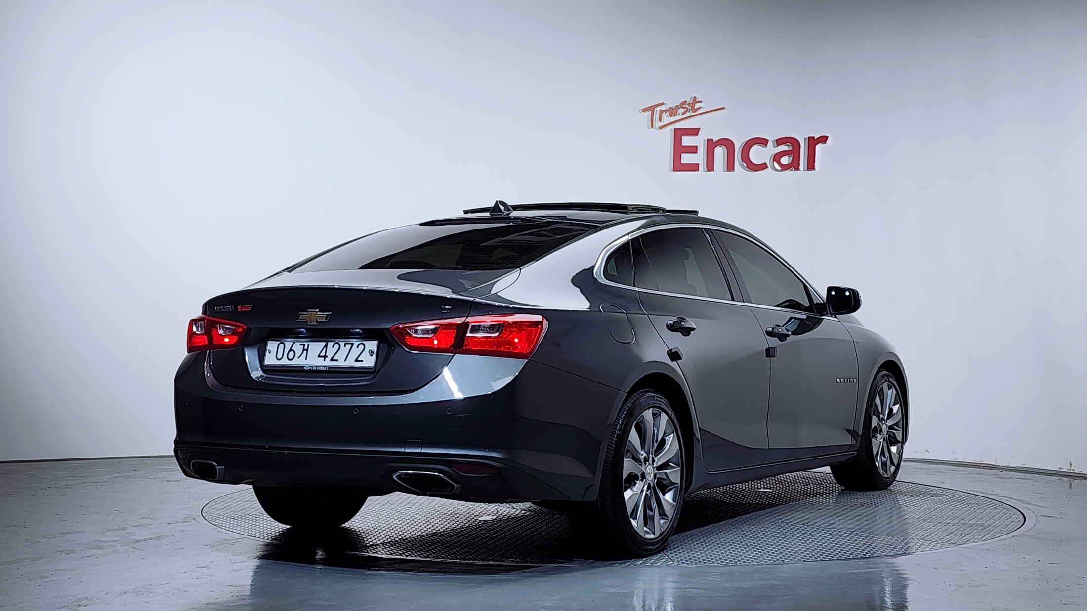CHEVROLET MALIBU photo 2