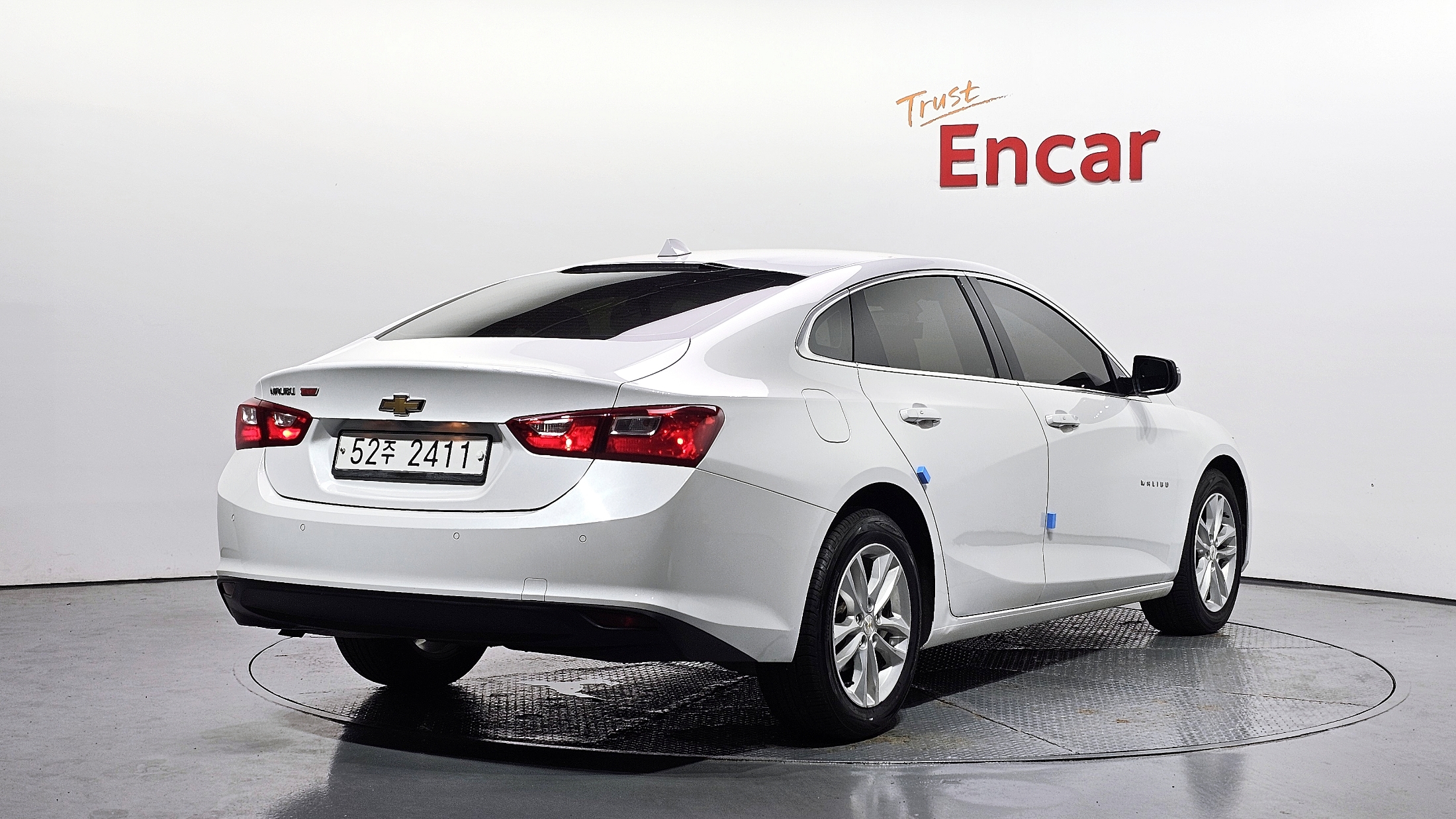 CHEVROLET MALIBU photo 2