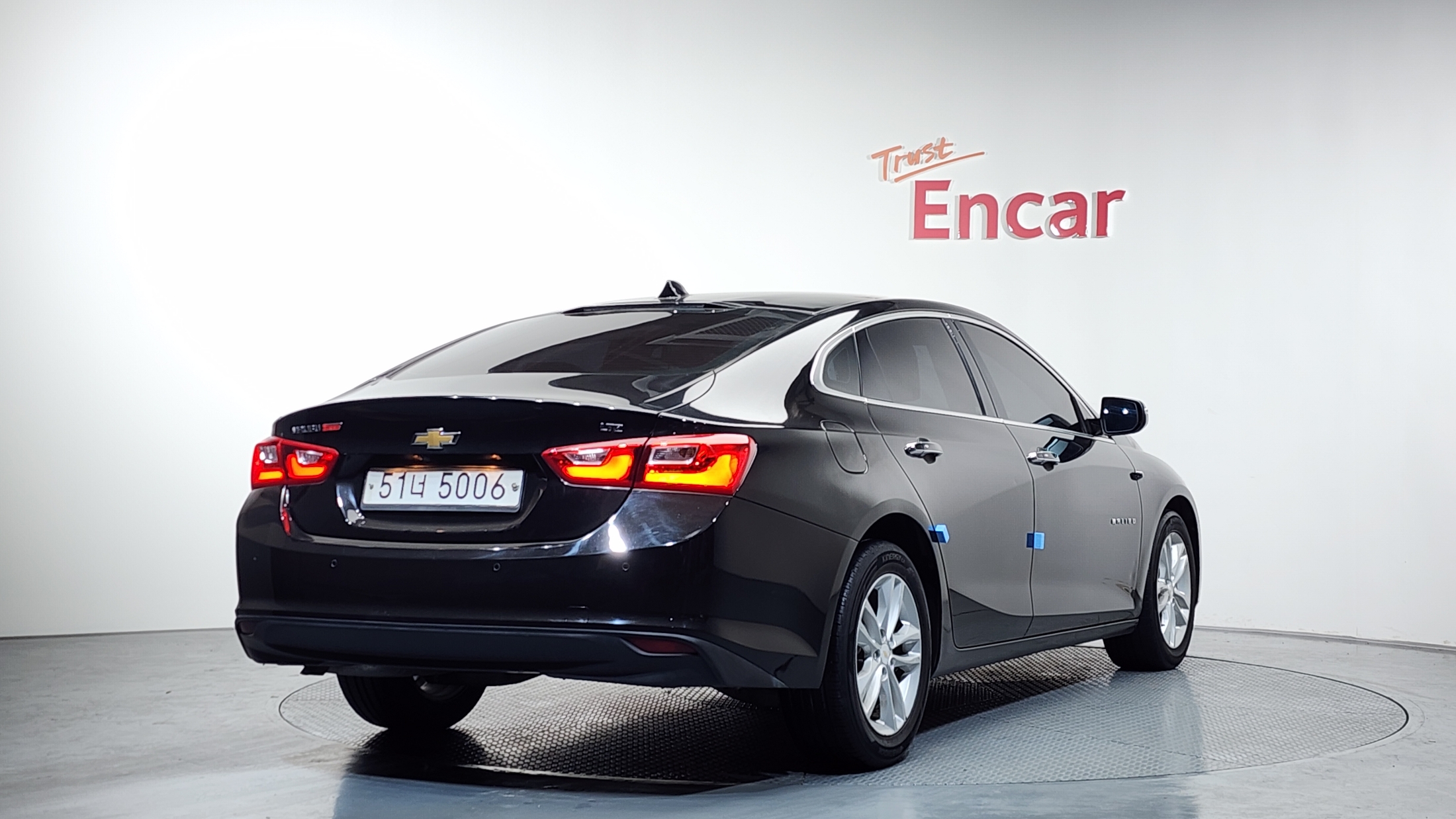 CHEVROLET MALIBU photo 2