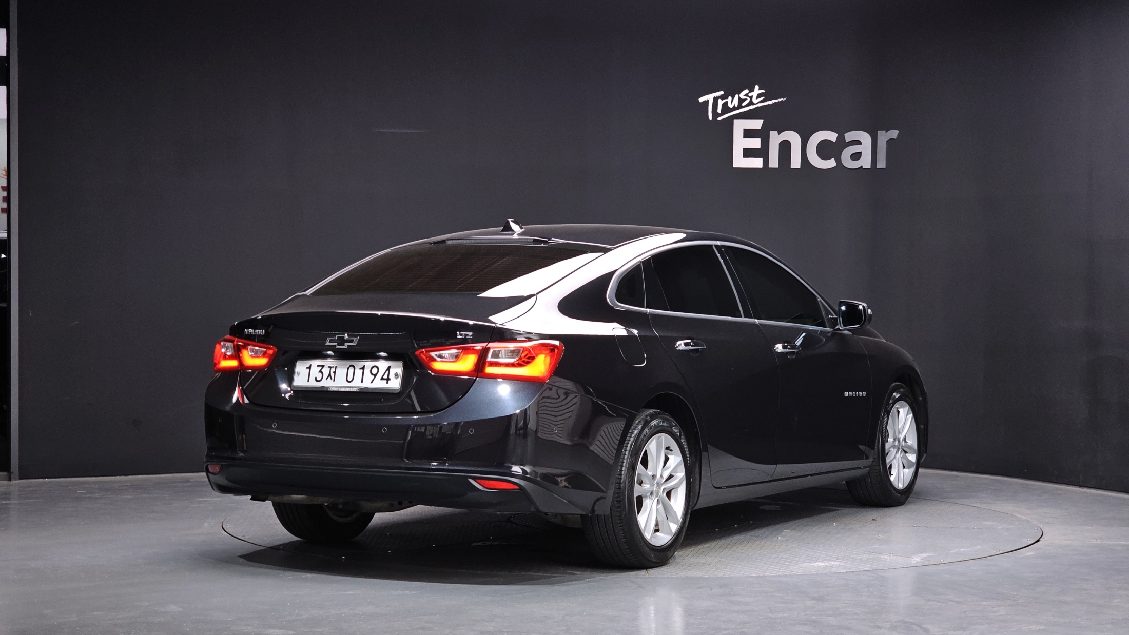 CHEVROLET MALIBU photo 2
