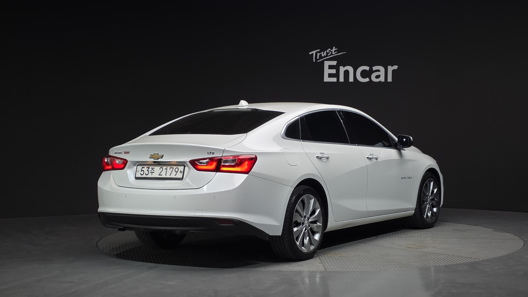 CHEVROLET MALIBU photo 2