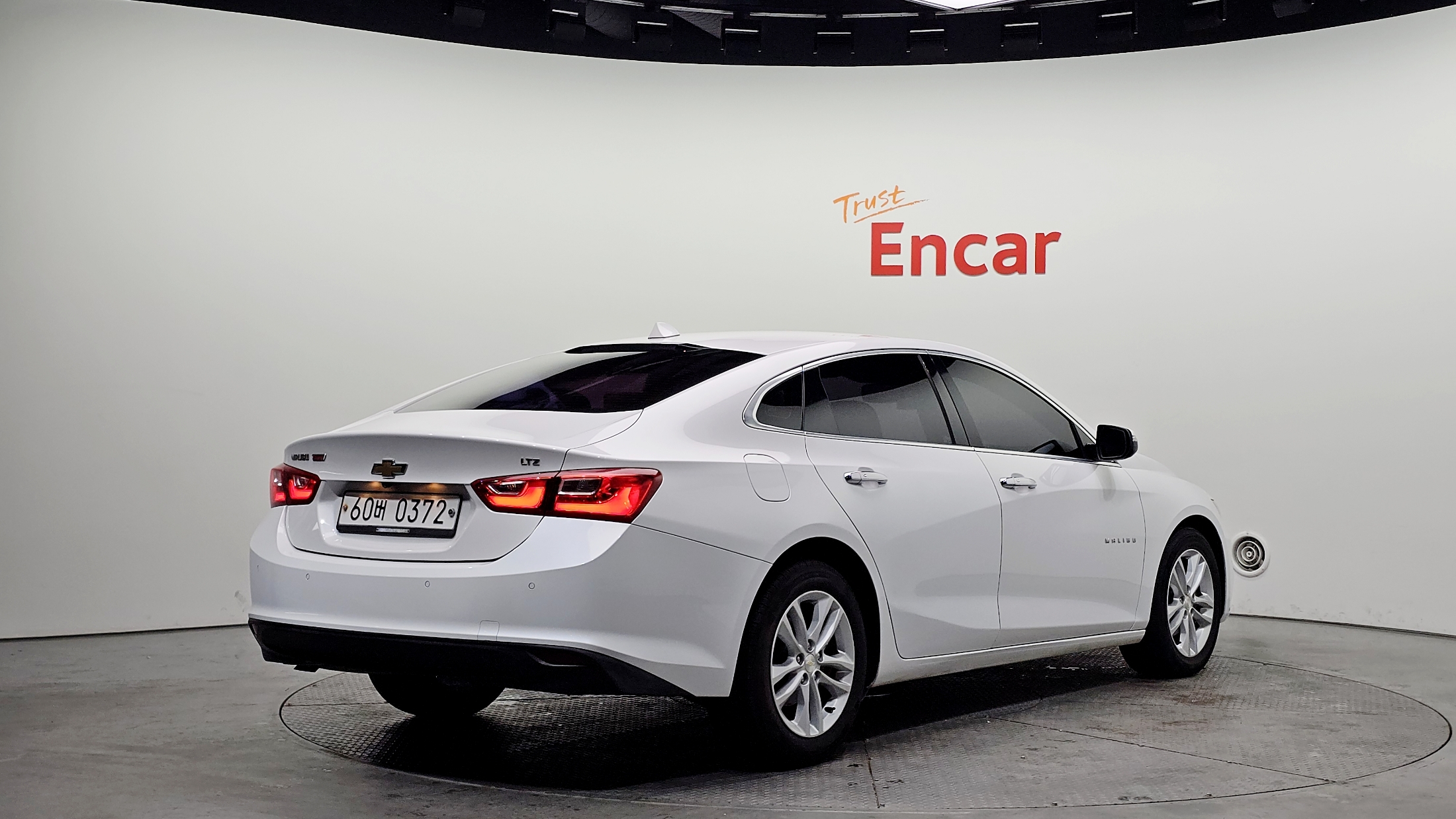 CHEVROLET MALIBU photo 2