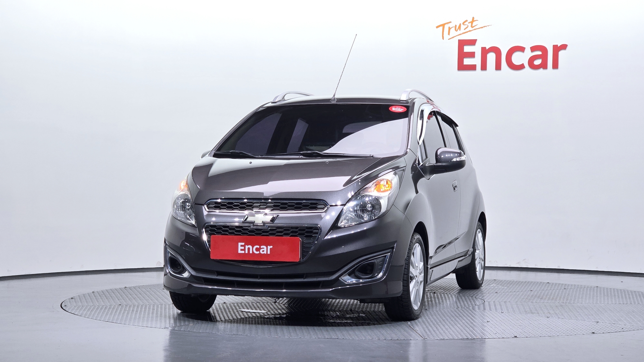 CHEVROLET SPARK photo 3