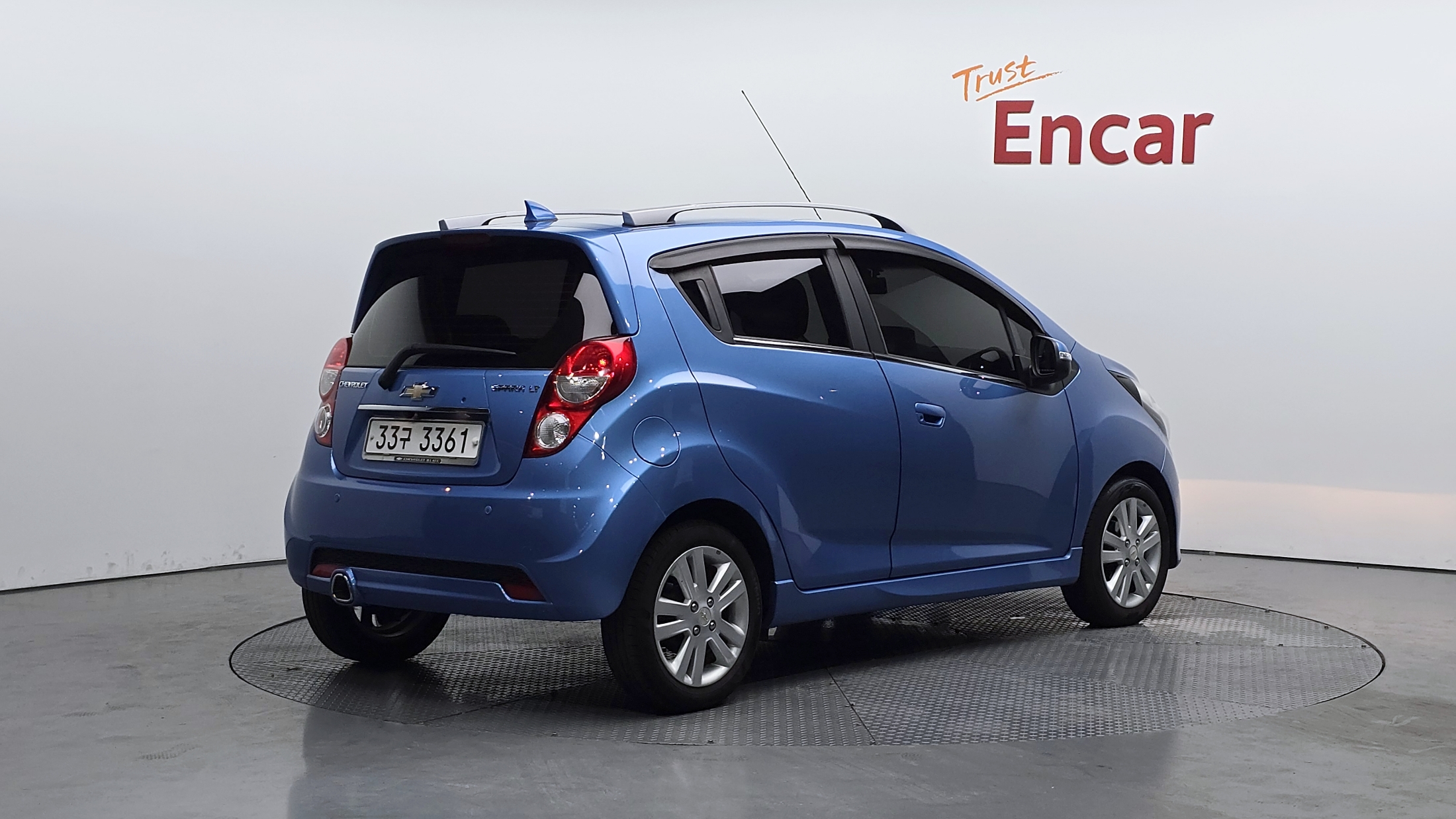 CHEVROLET SPARK photo 2