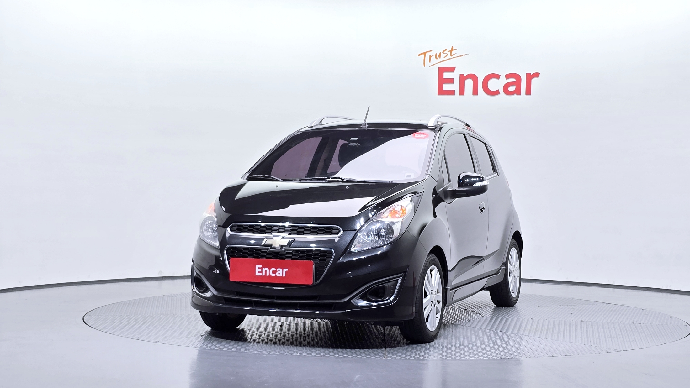 CHEVROLET SPARK photo 3