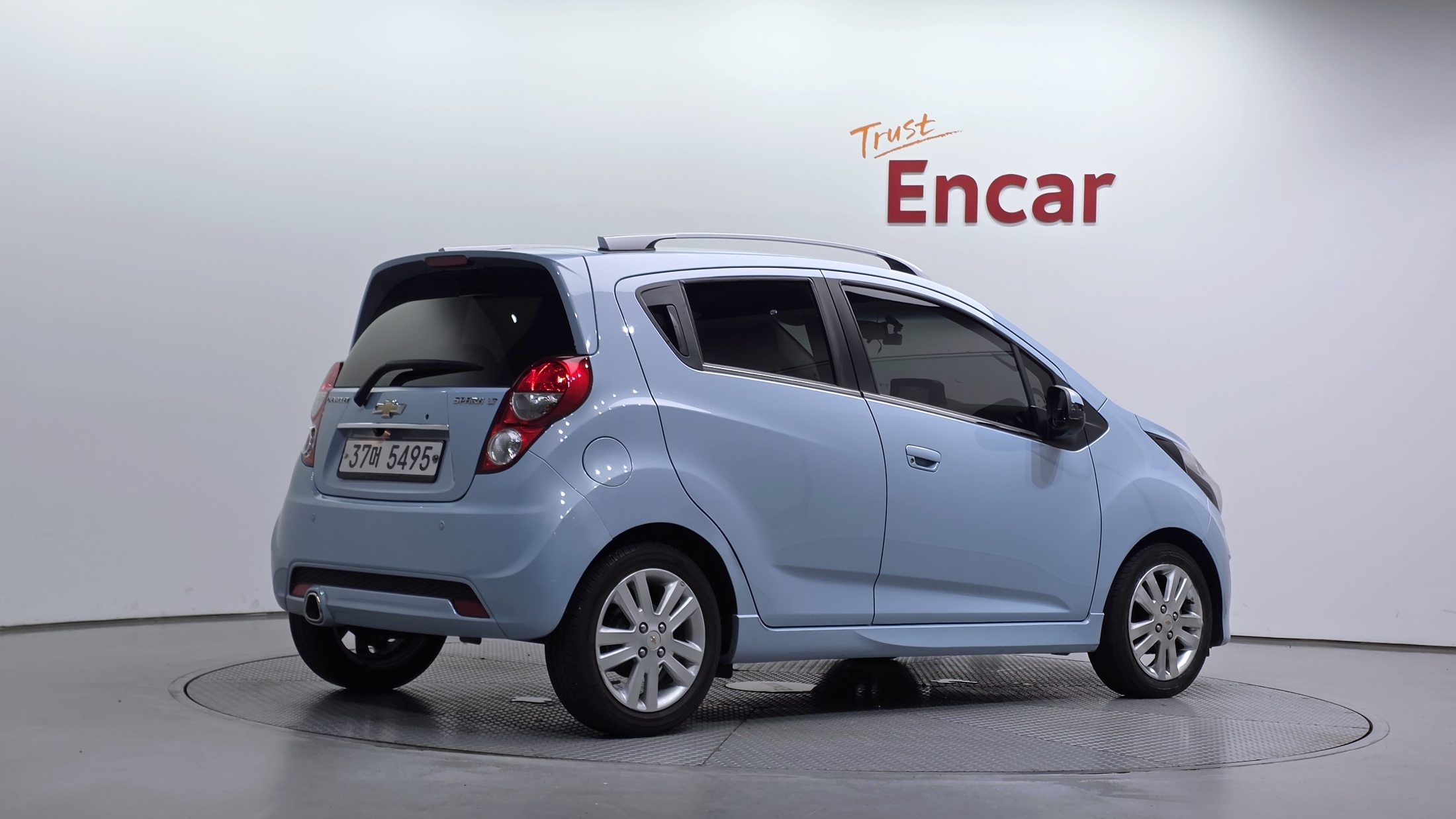CHEVROLET SPARK photo 2