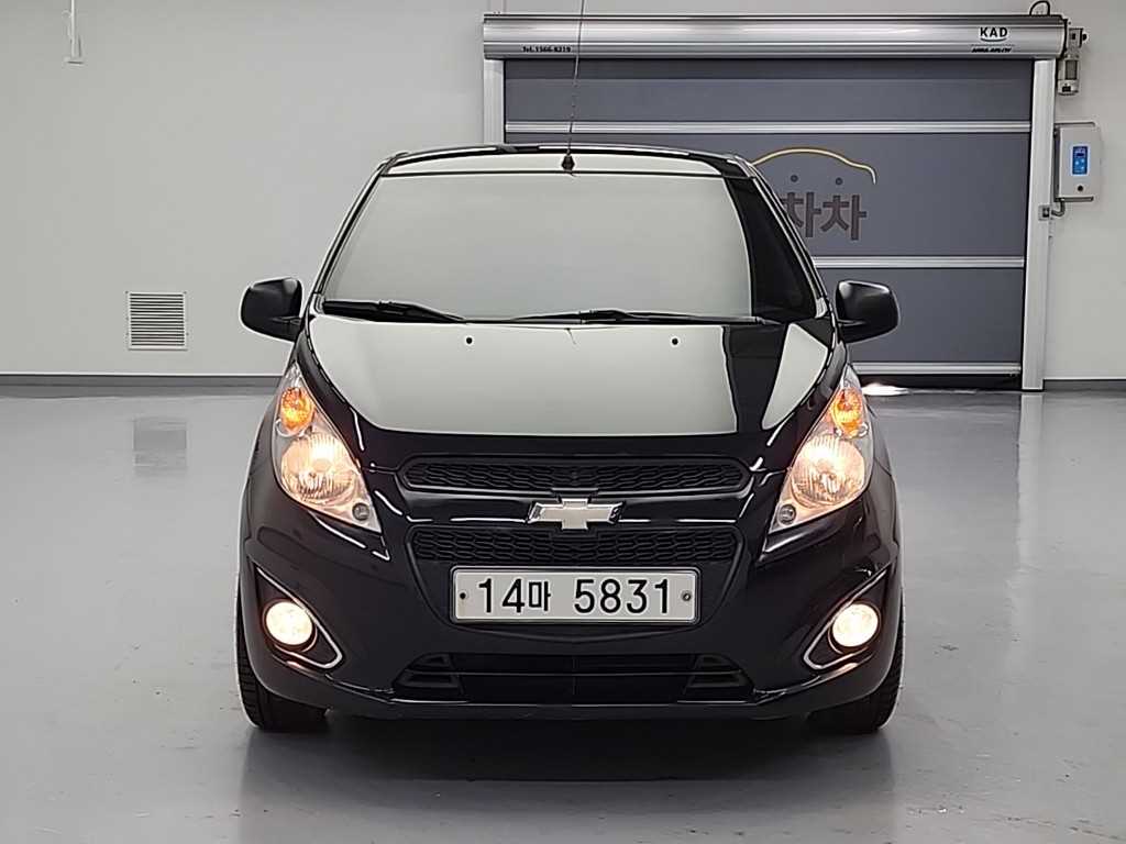 CHEVROLET SPARK photo 2