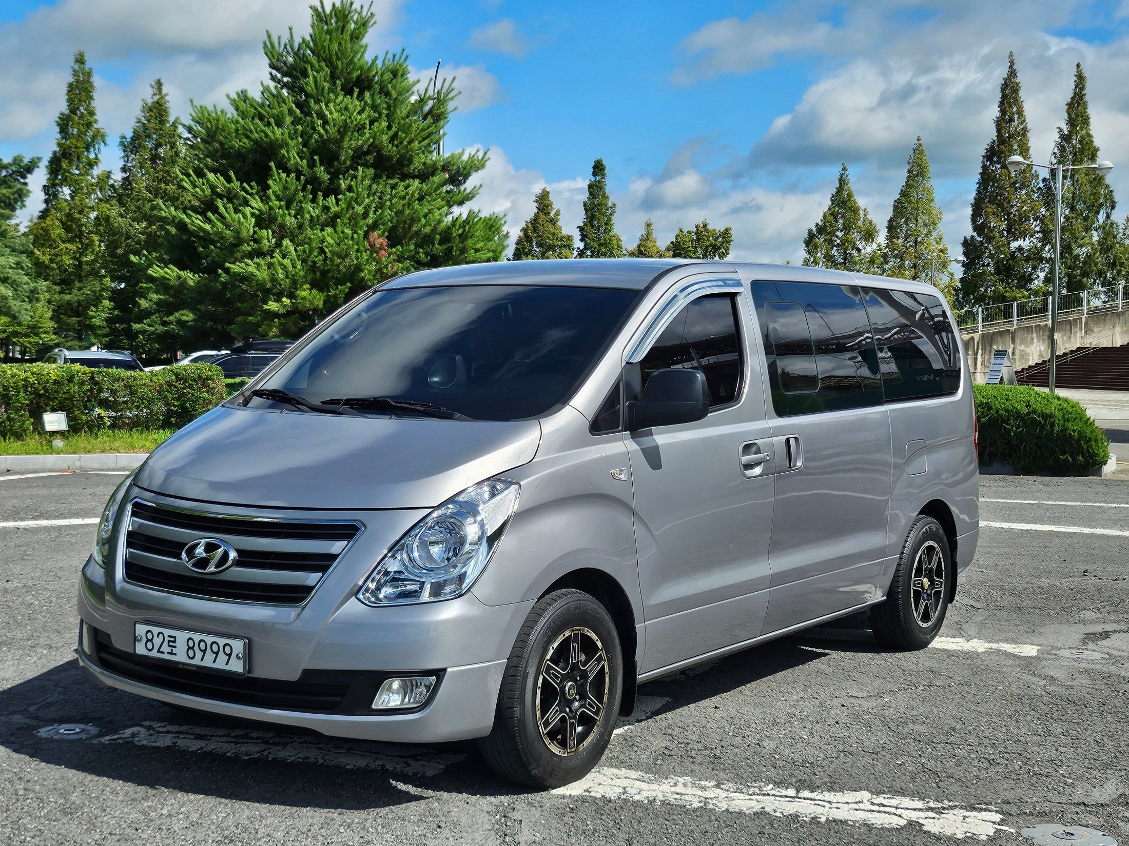 2011 Mazda Bongo Van