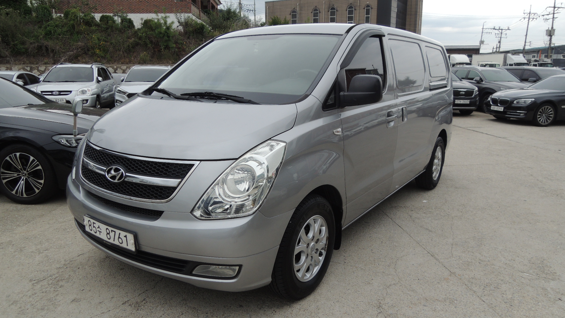 2011 Mazda Bongo Van
