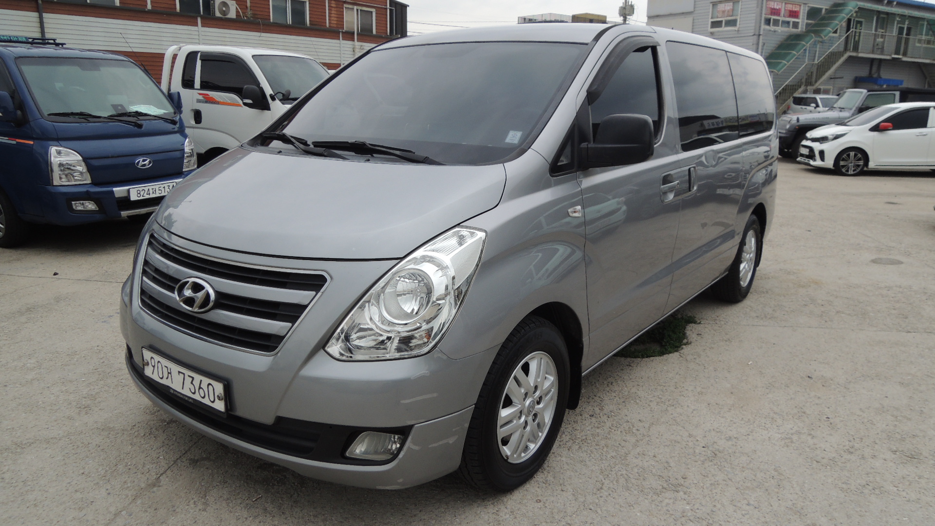 2011 Mazda Bongo Van