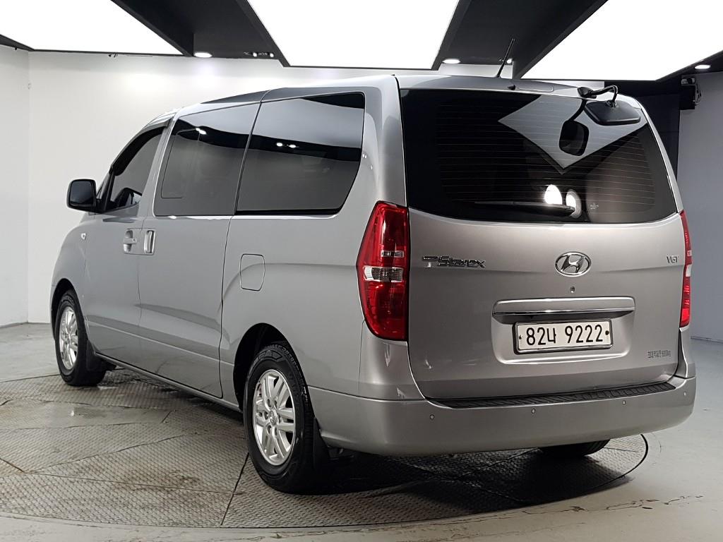 Mazda Bongo rear view