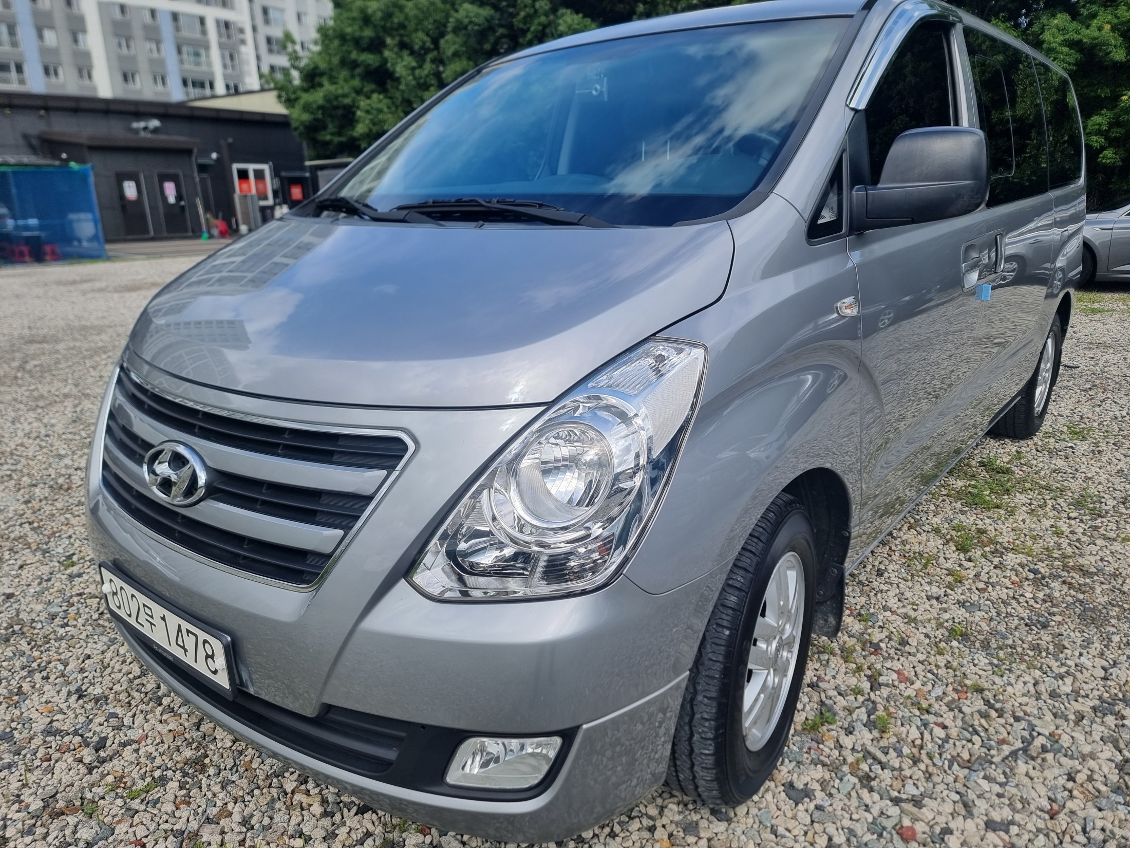 2011 Mazda Bongo Van
