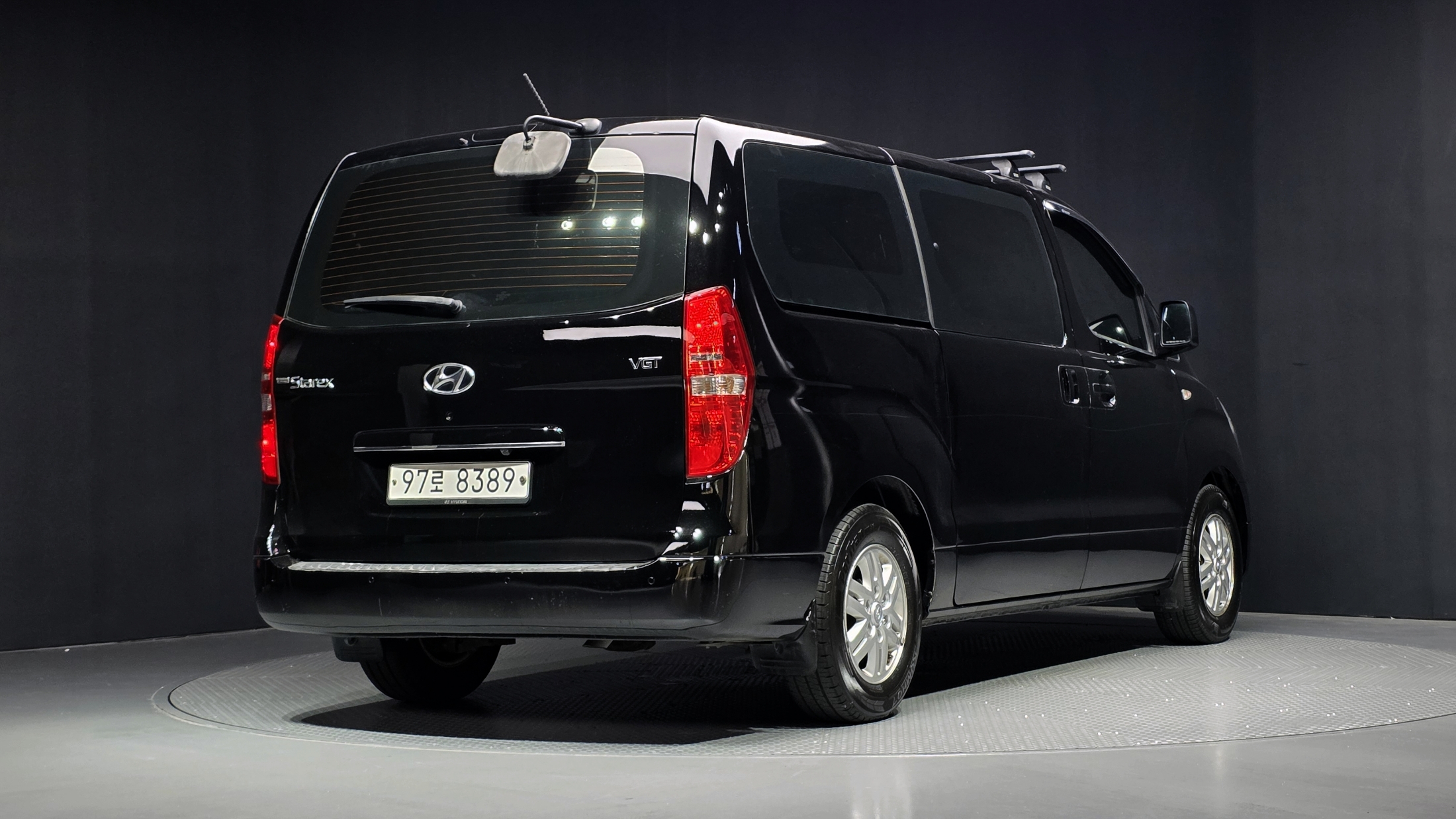 Mazda Bongo front view