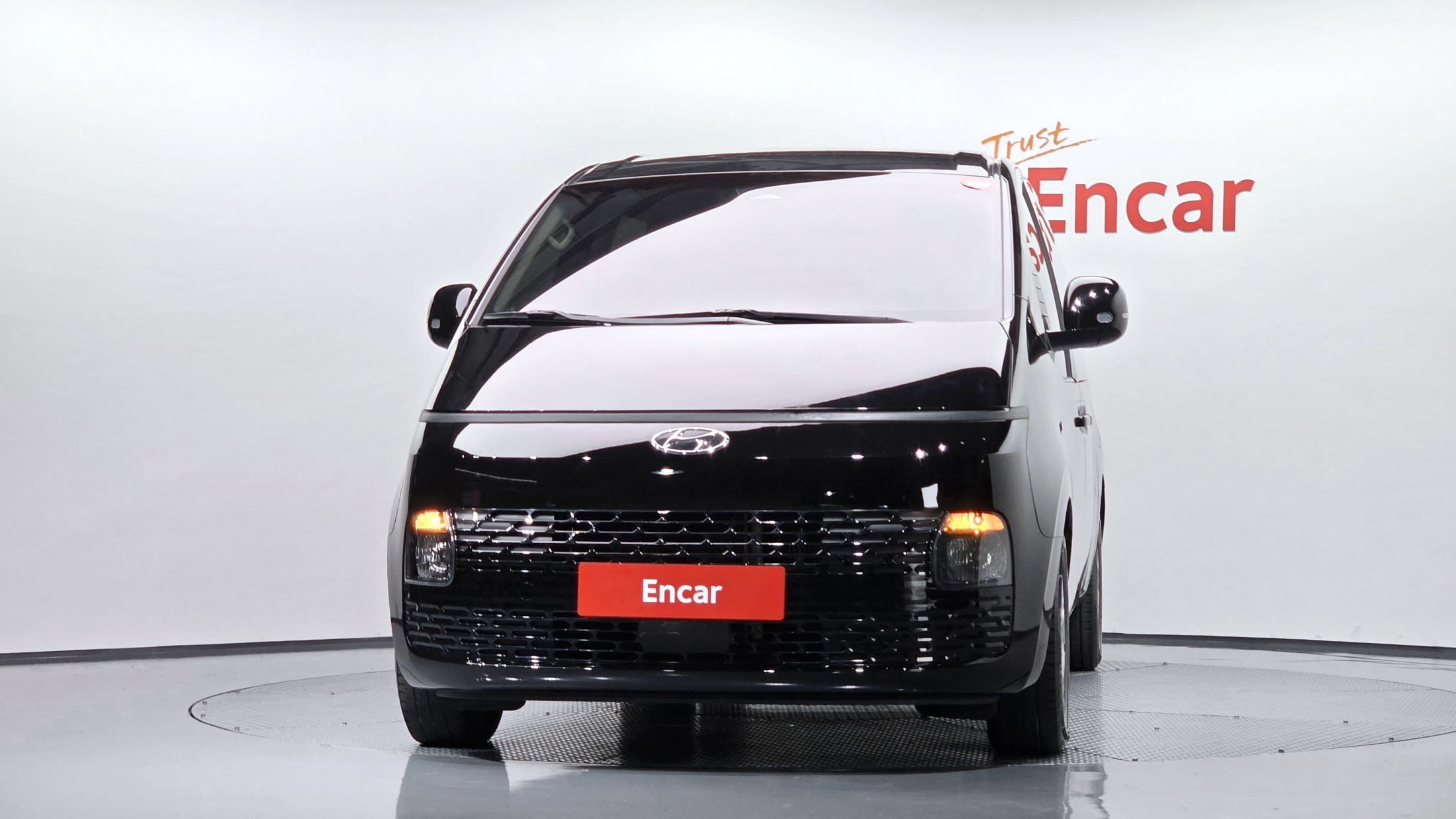 Mazda Bongo rear view