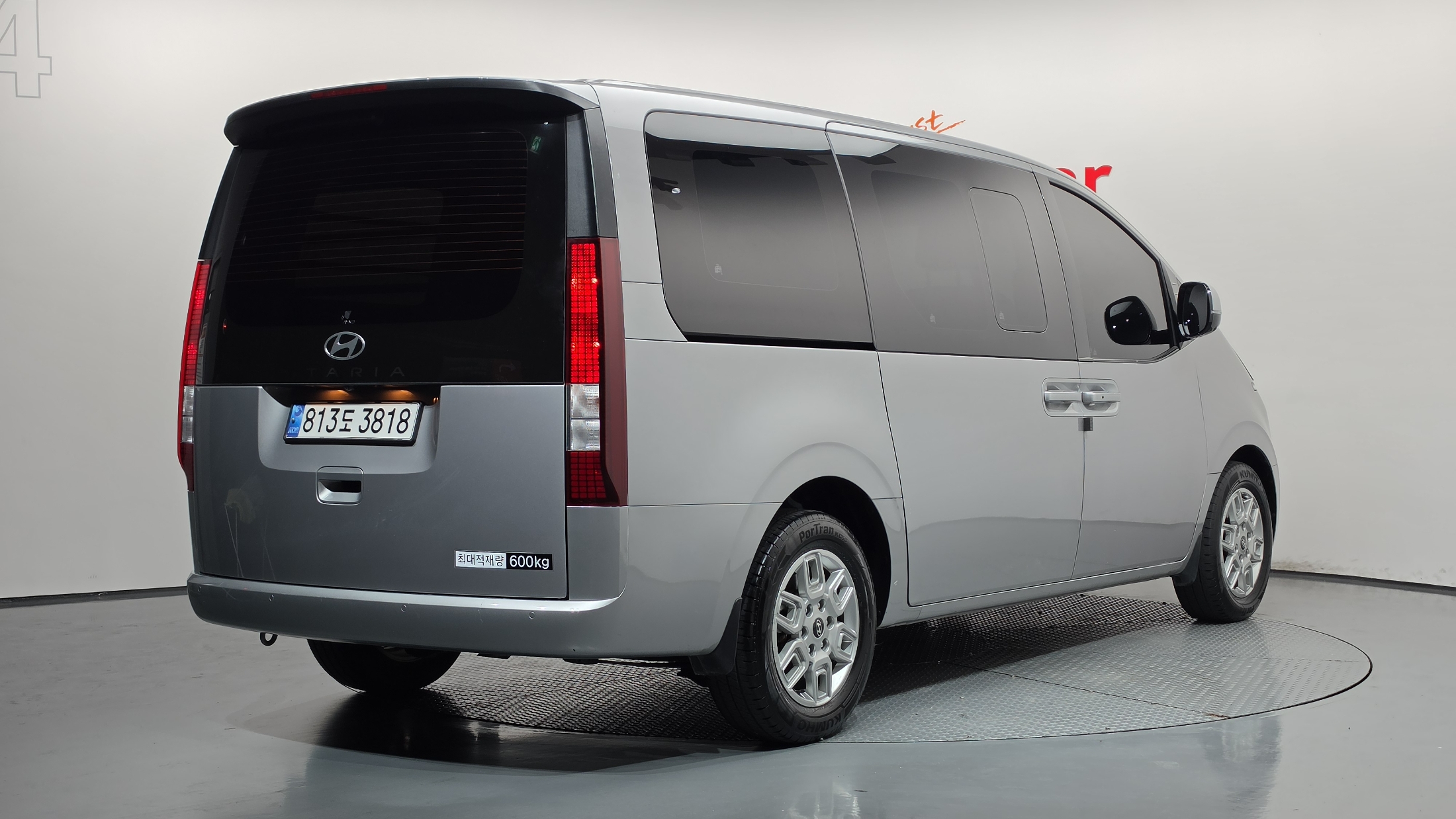 Mazda Bongo front view
