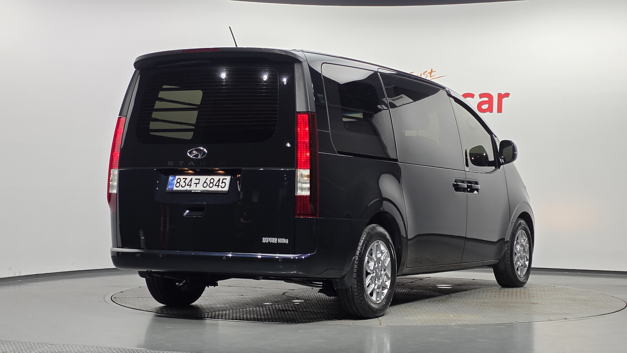 Mazda Bongo front view