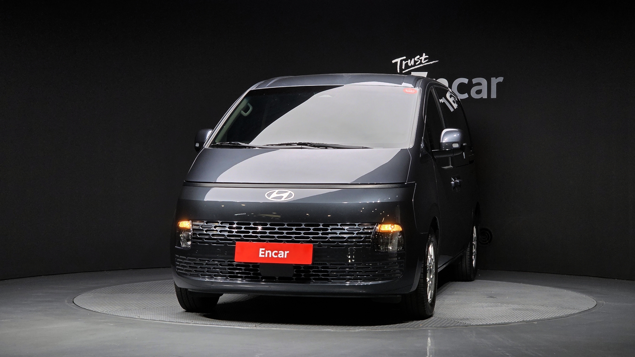 Mazda Bongo rear view