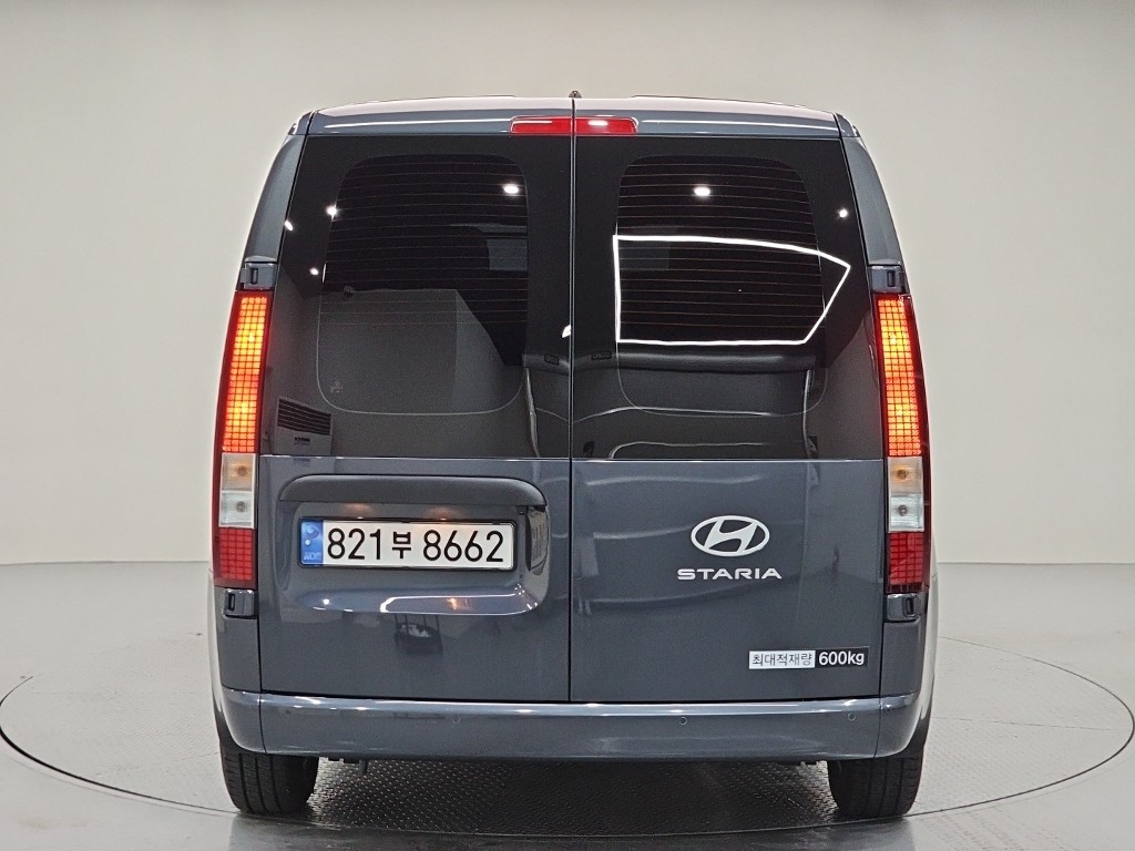 Mazda Bongo rear view