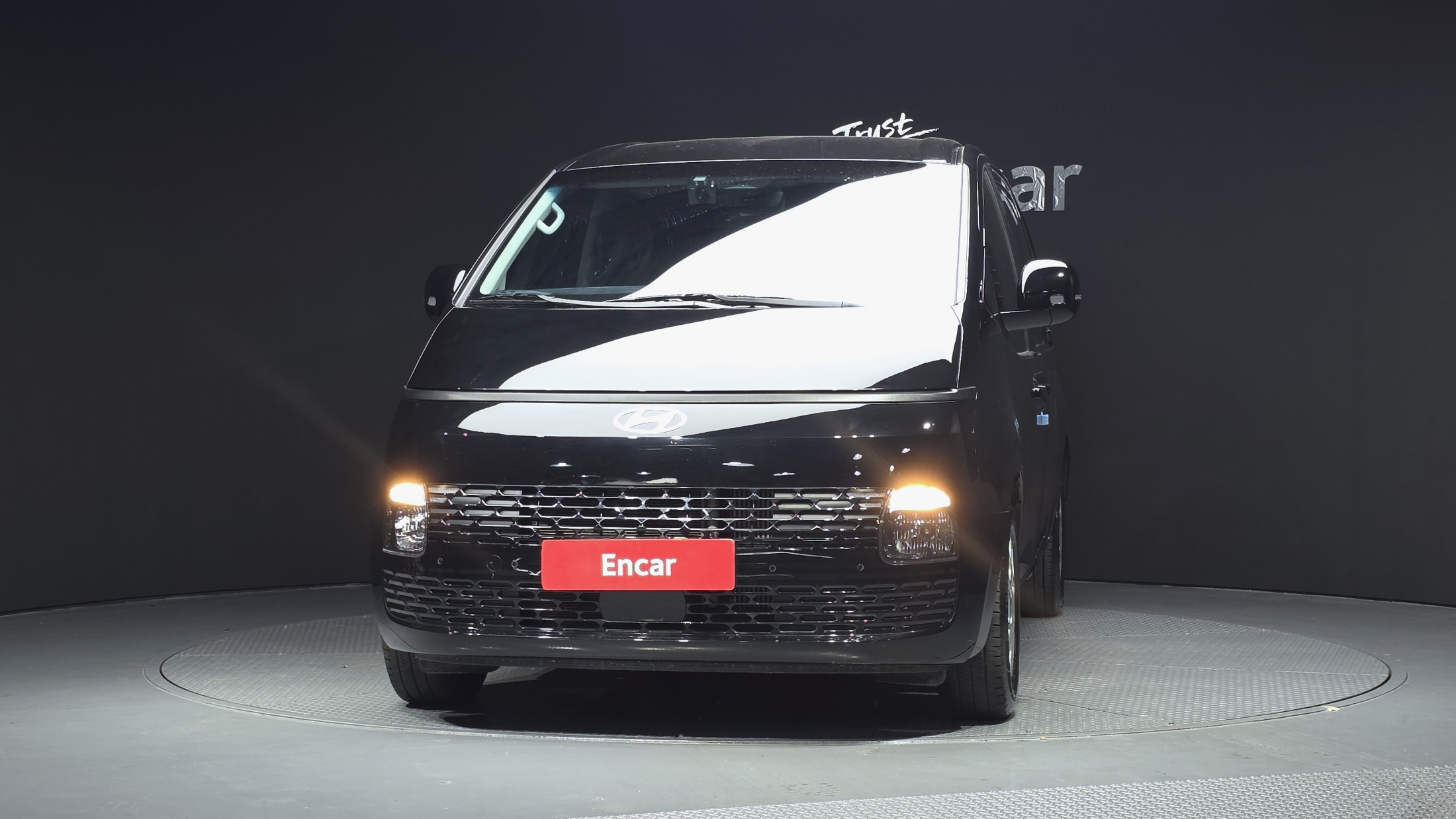Mazda Bongo rear view