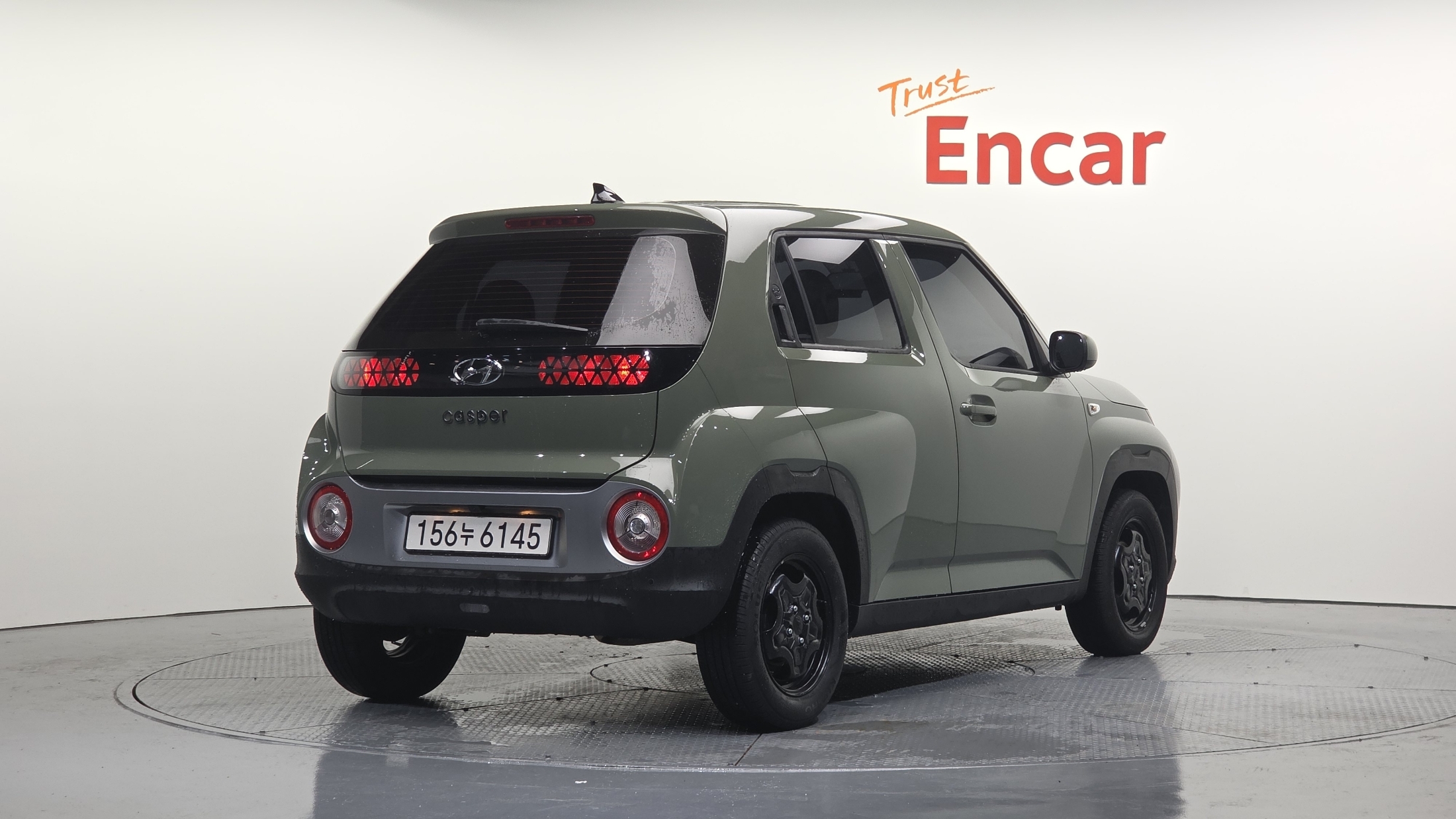 Mazda Bongo front view
