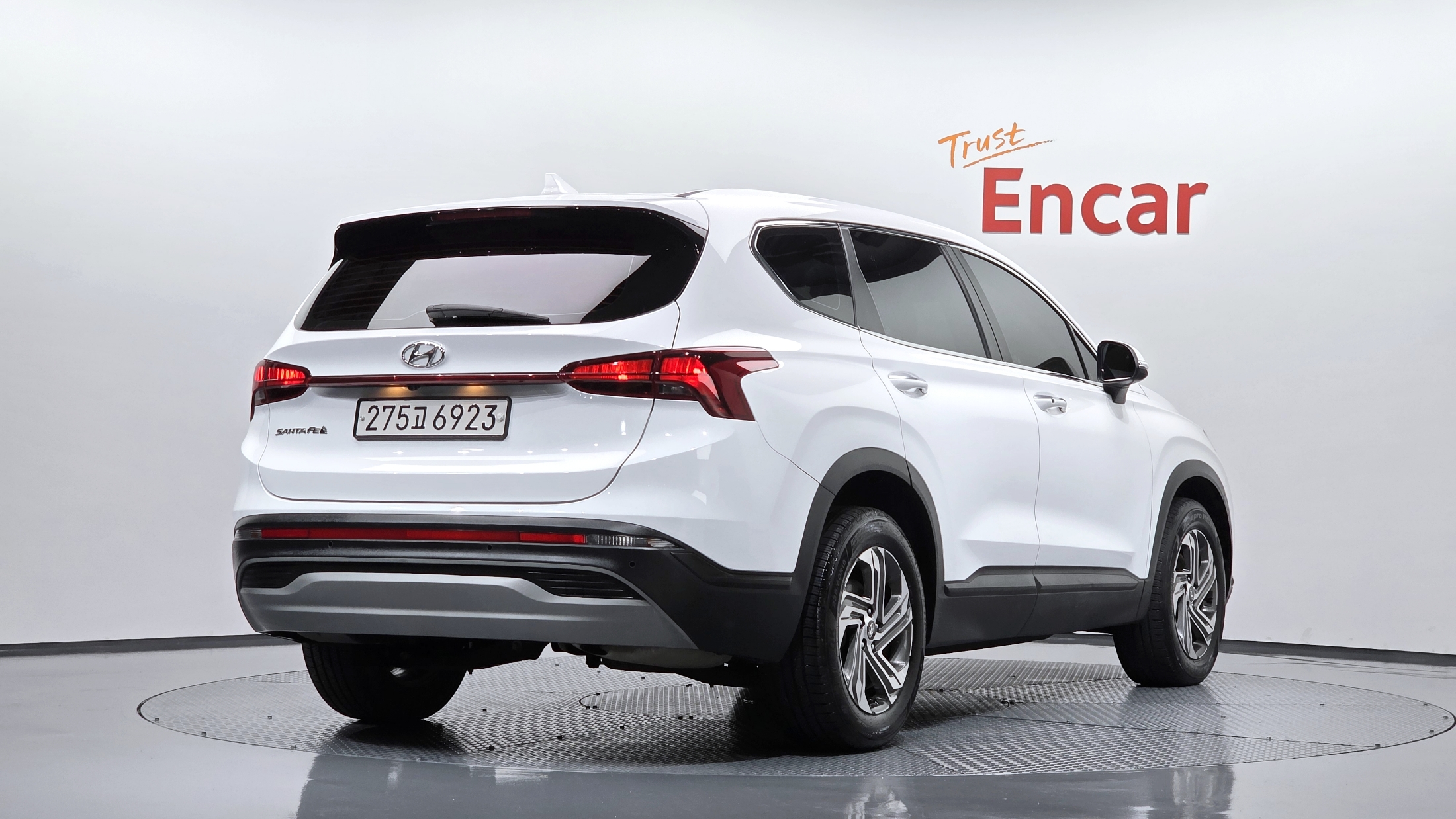 Mazda Bongo front view