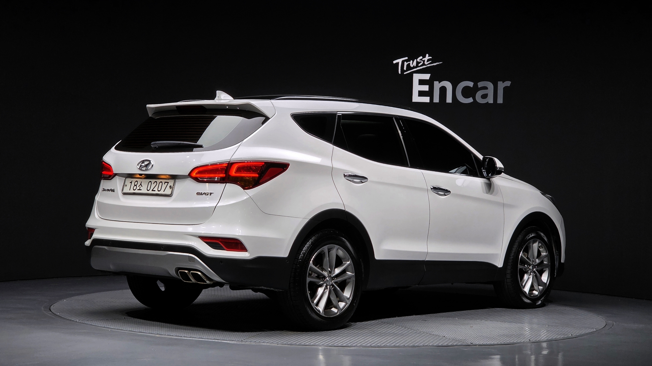 Mazda Bongo front view