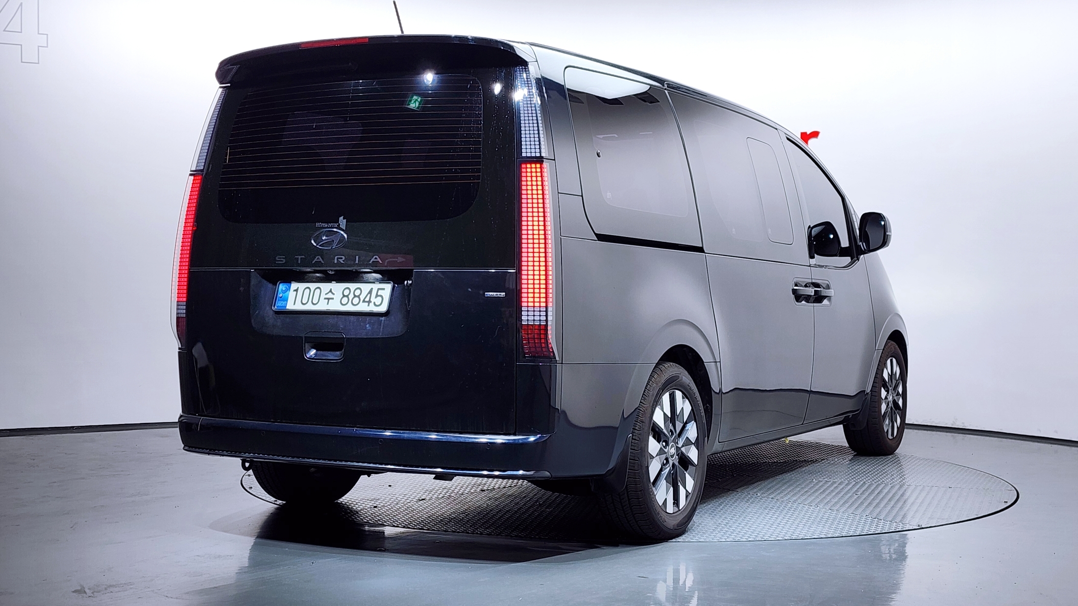 Mazda Bongo front view