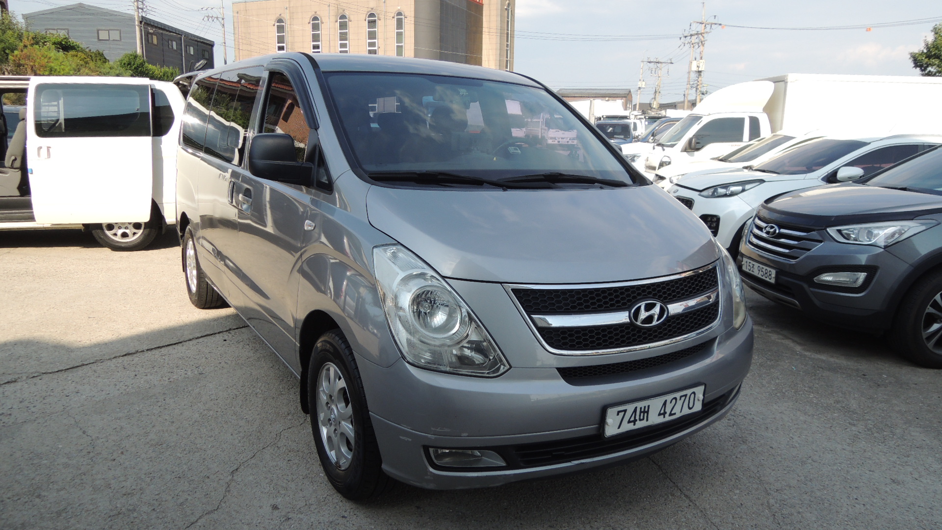 Mazda Bongo rear view