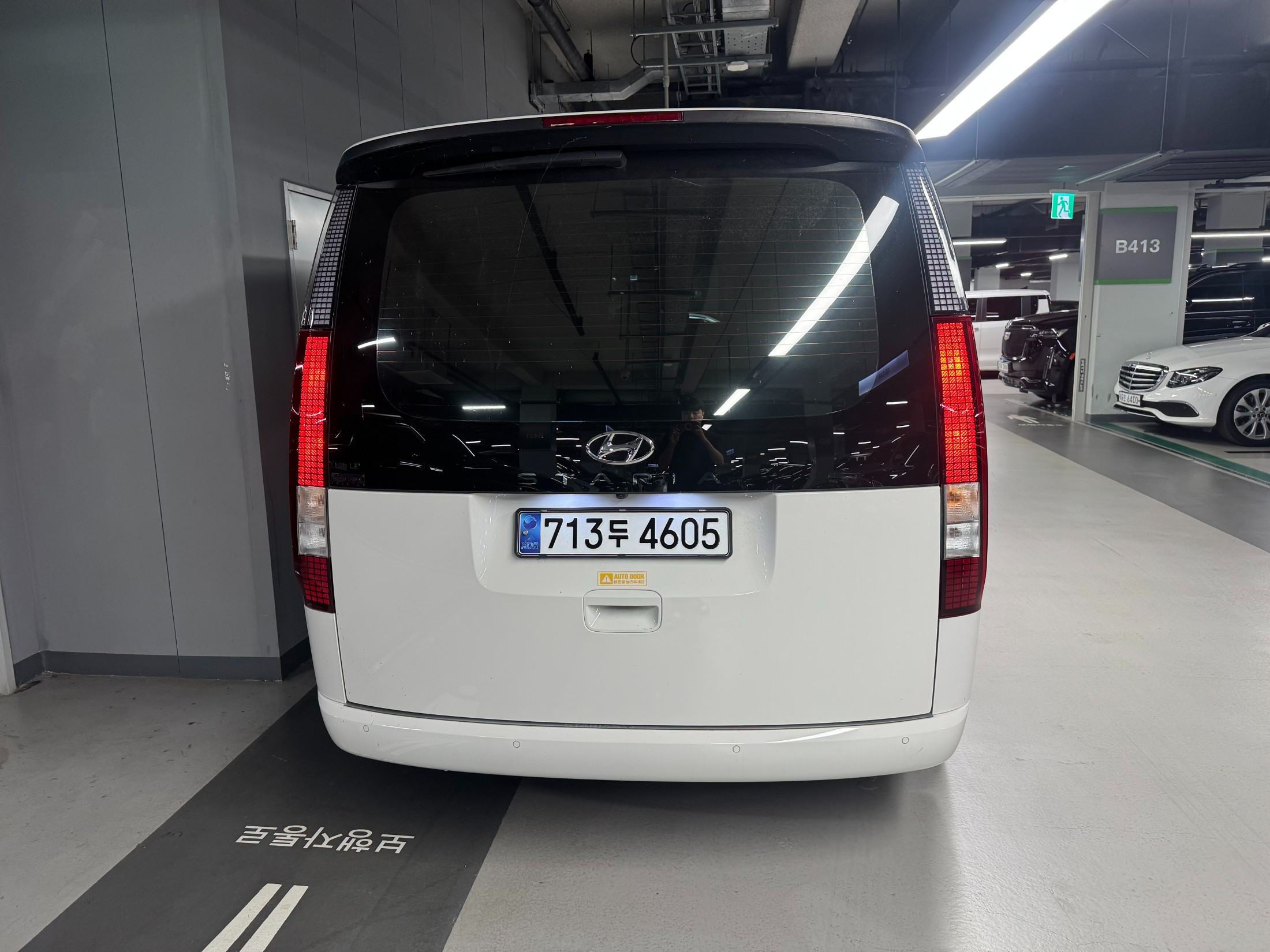 Mazda Bongo rear view