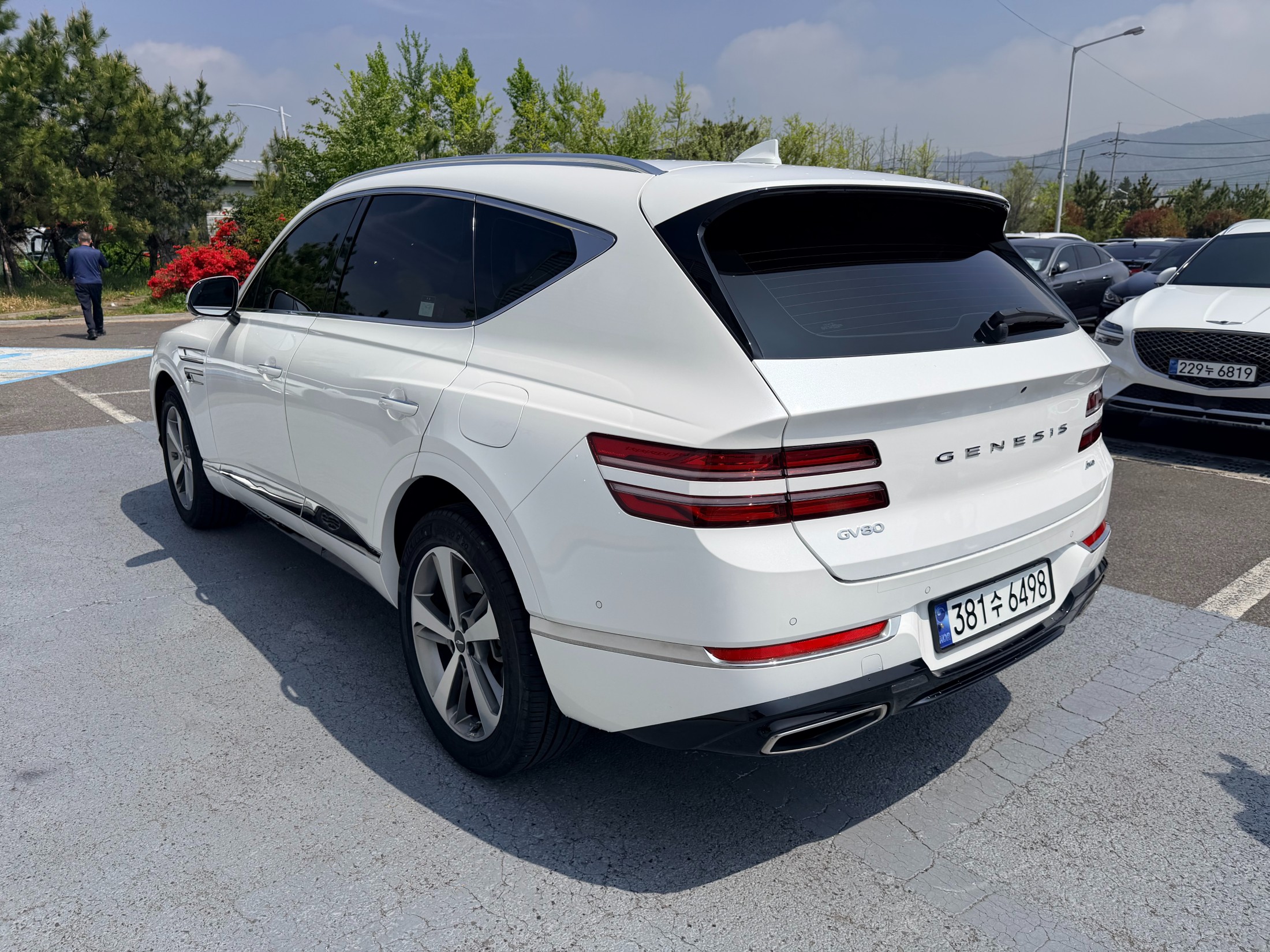 GENESIS GV80 photo 2