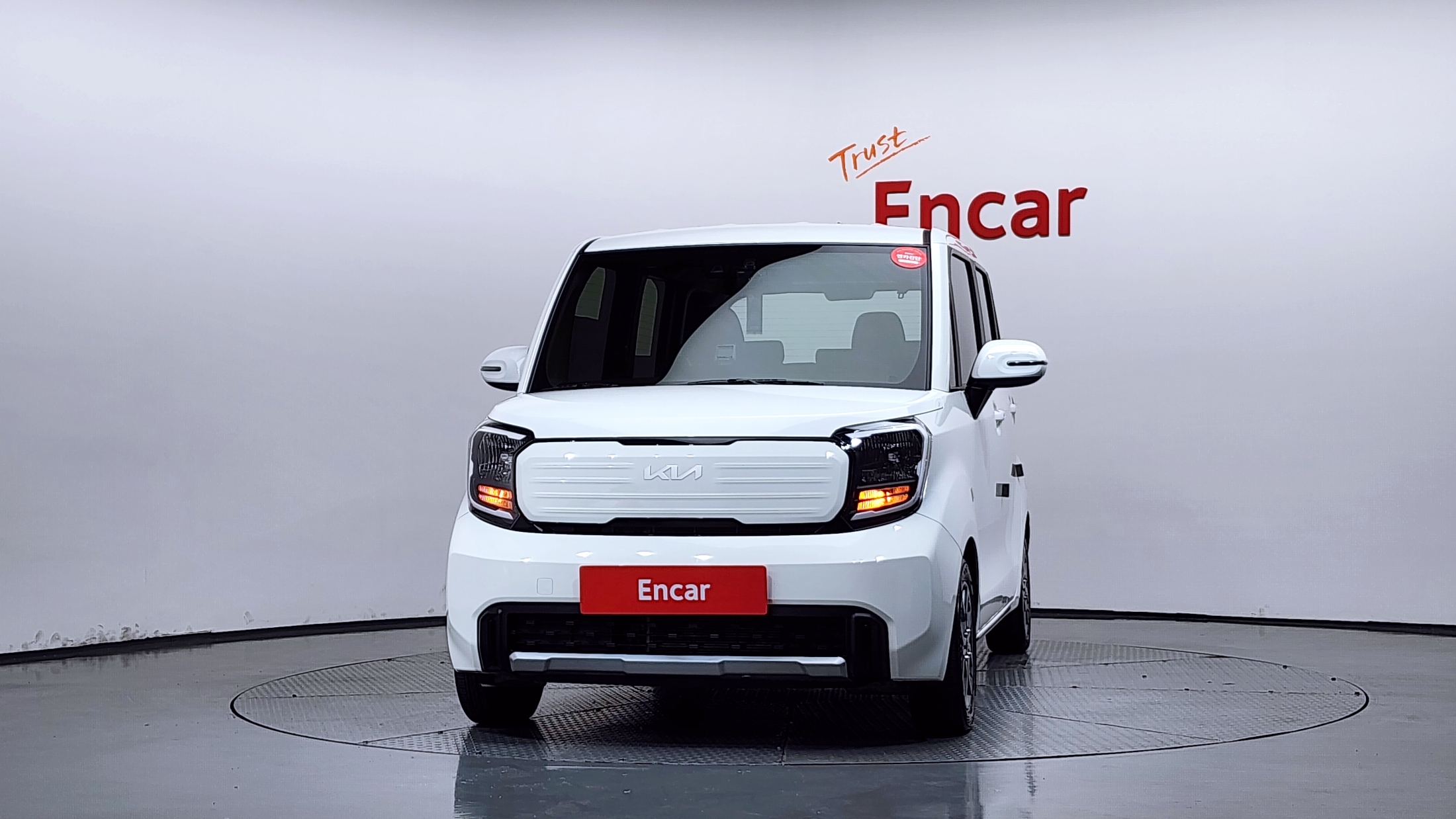 Mazda Bongo rear view