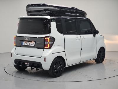 Mazda Bongo rear view