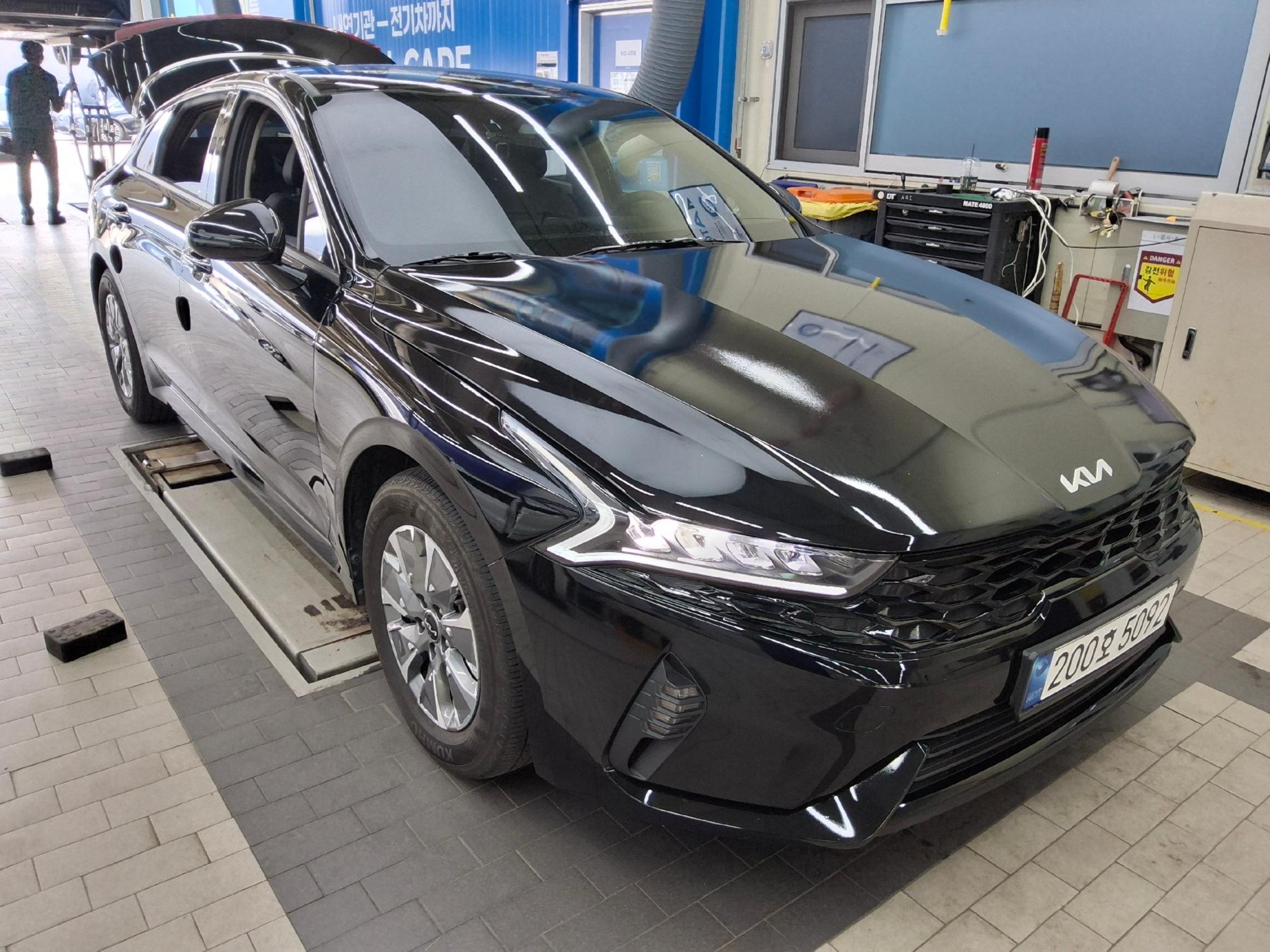 KIA K5 photo 2