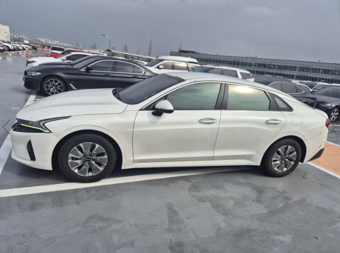 KIA K5 photo 3
